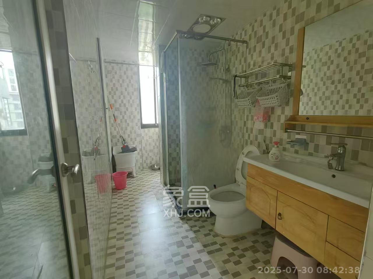 卓越蔚蓝海岸三期 2室2厅1卫 2500.0元/月 卓越蔚蓝海岸三期 2室2厅1卫 2500.0元/月室内图