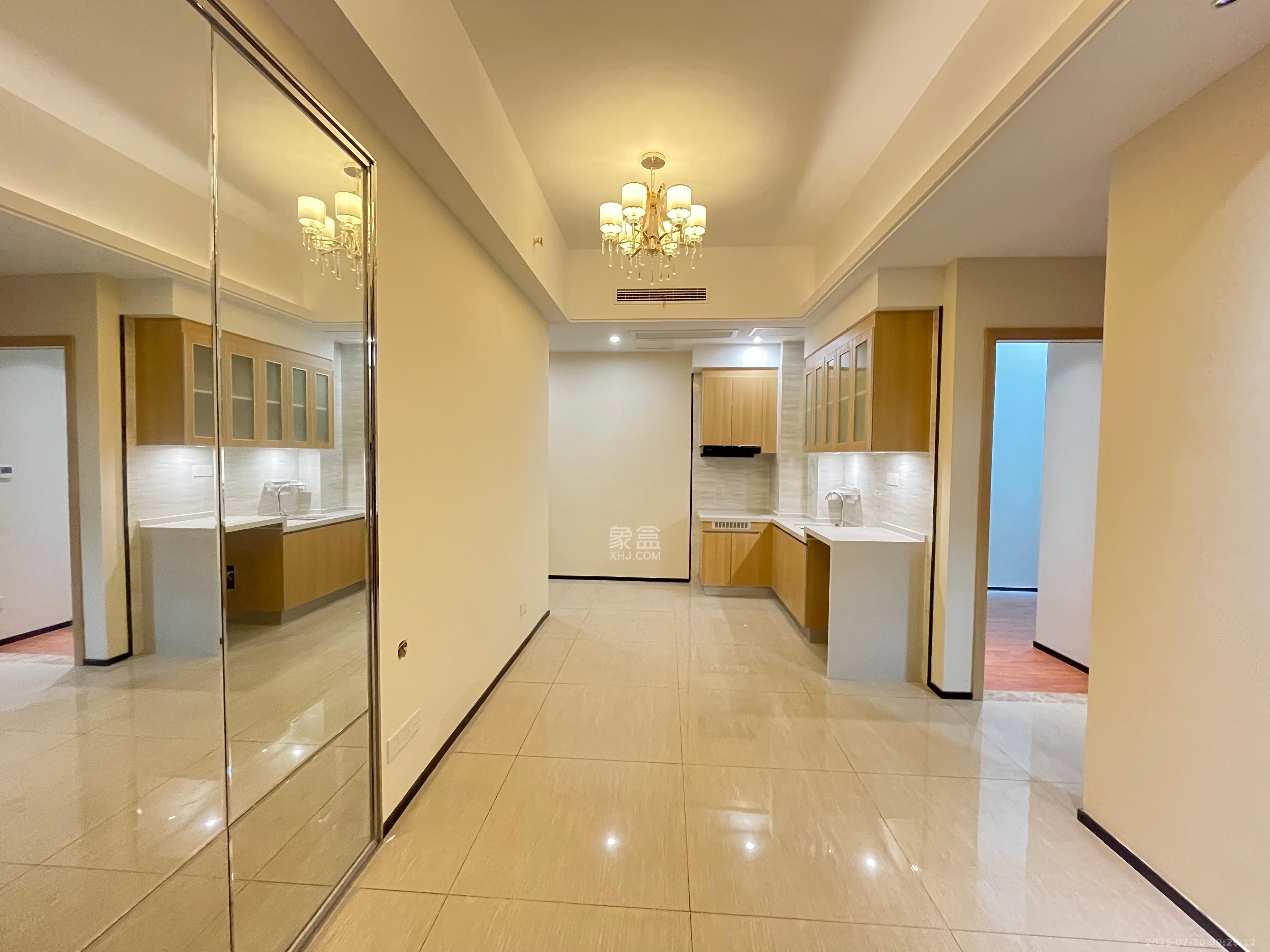 恒大珺悦府 2室2厅1卫 2300.0元/月 恒大珺悦府 2室2厅1卫 2300.0元/月室内图