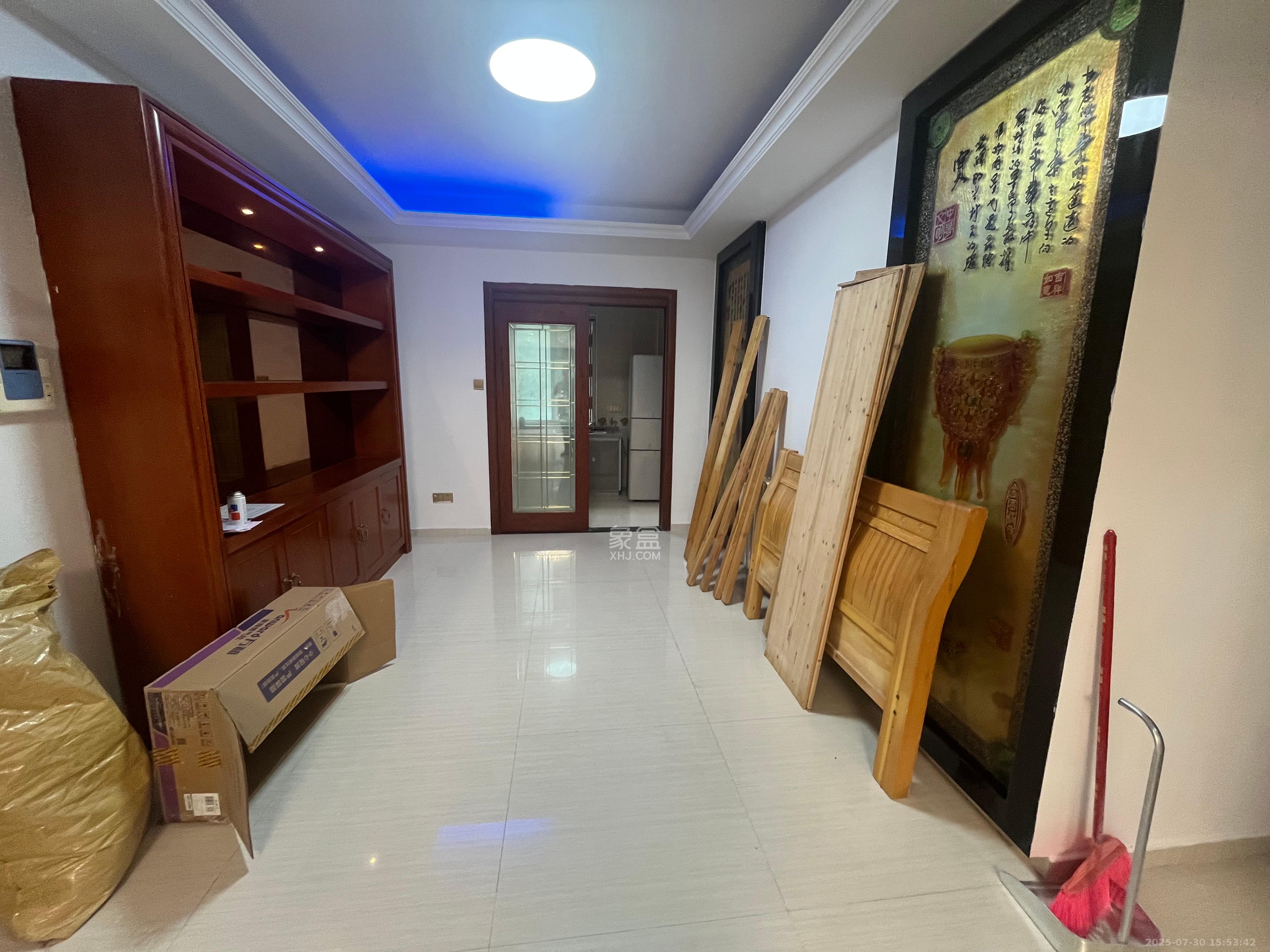 上河国际C区  4室2厅2卫    3200.0元/月室内图