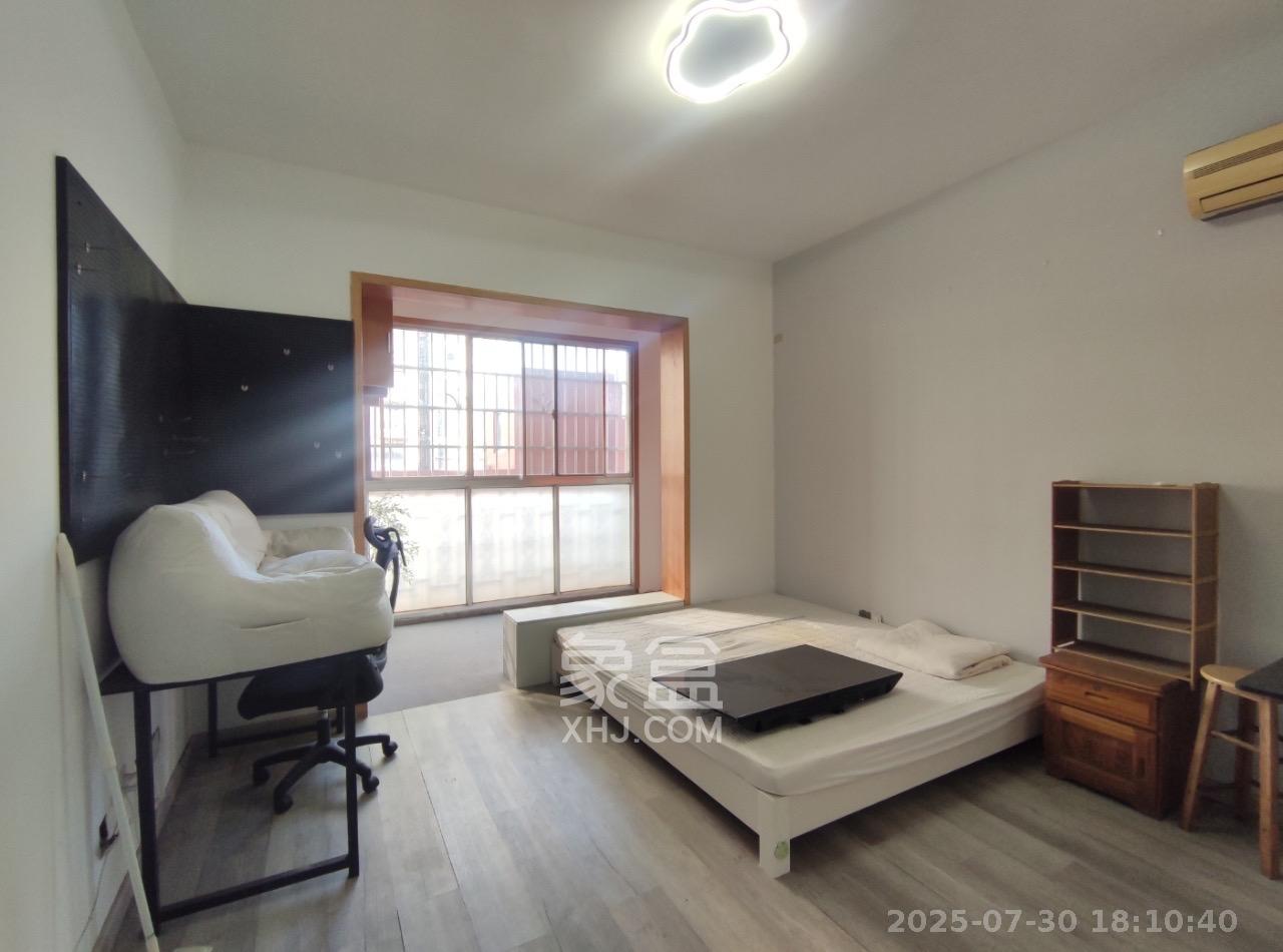 金地华园 1室1厅1卫 1200.0元/月 金地华园 1室1厅1卫 1200.0元/月室内图