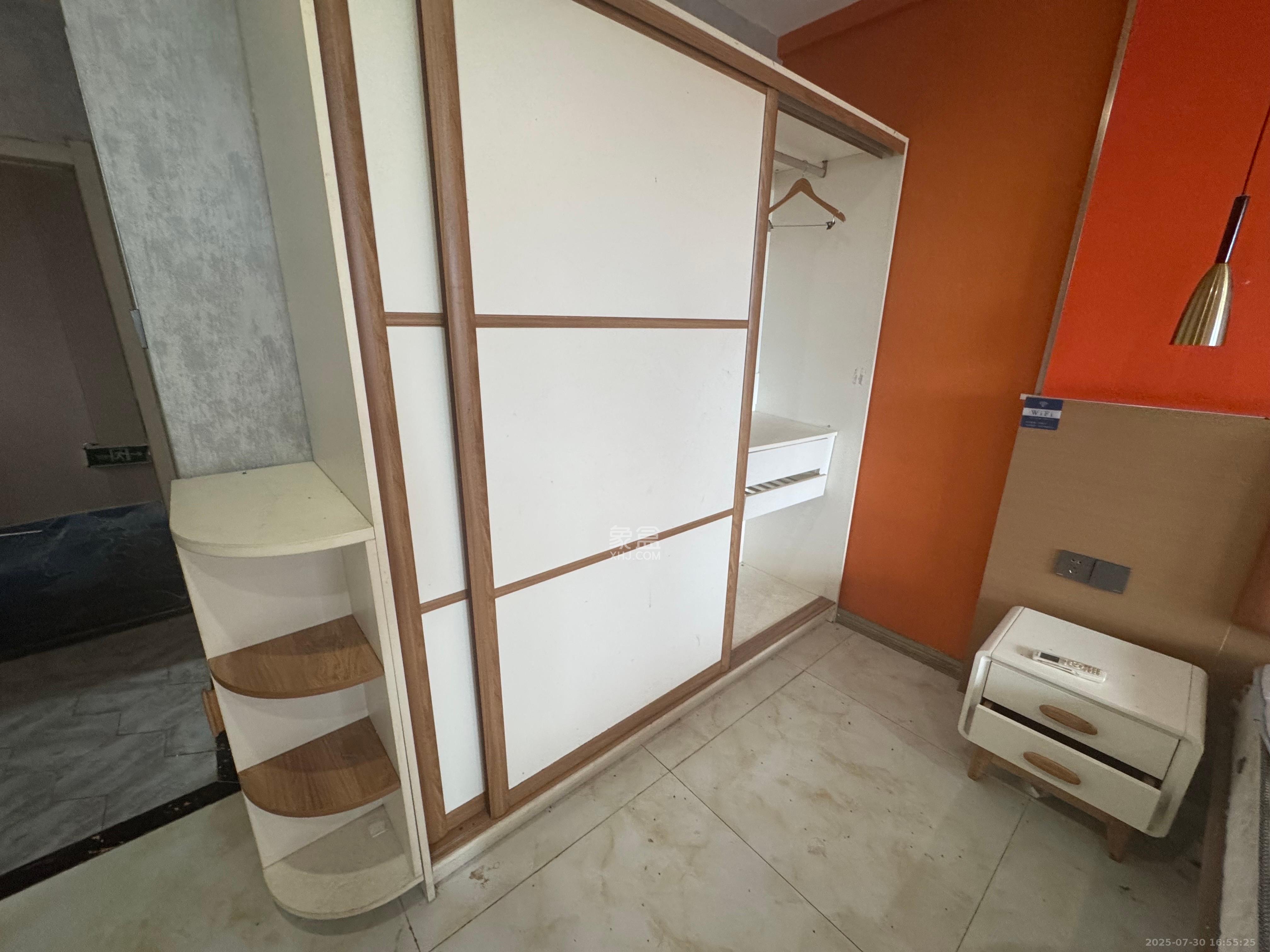 云集国际 1室1厅1卫 1100.0元/月 云集国际 1室1厅1卫 1100.0元/月室内图