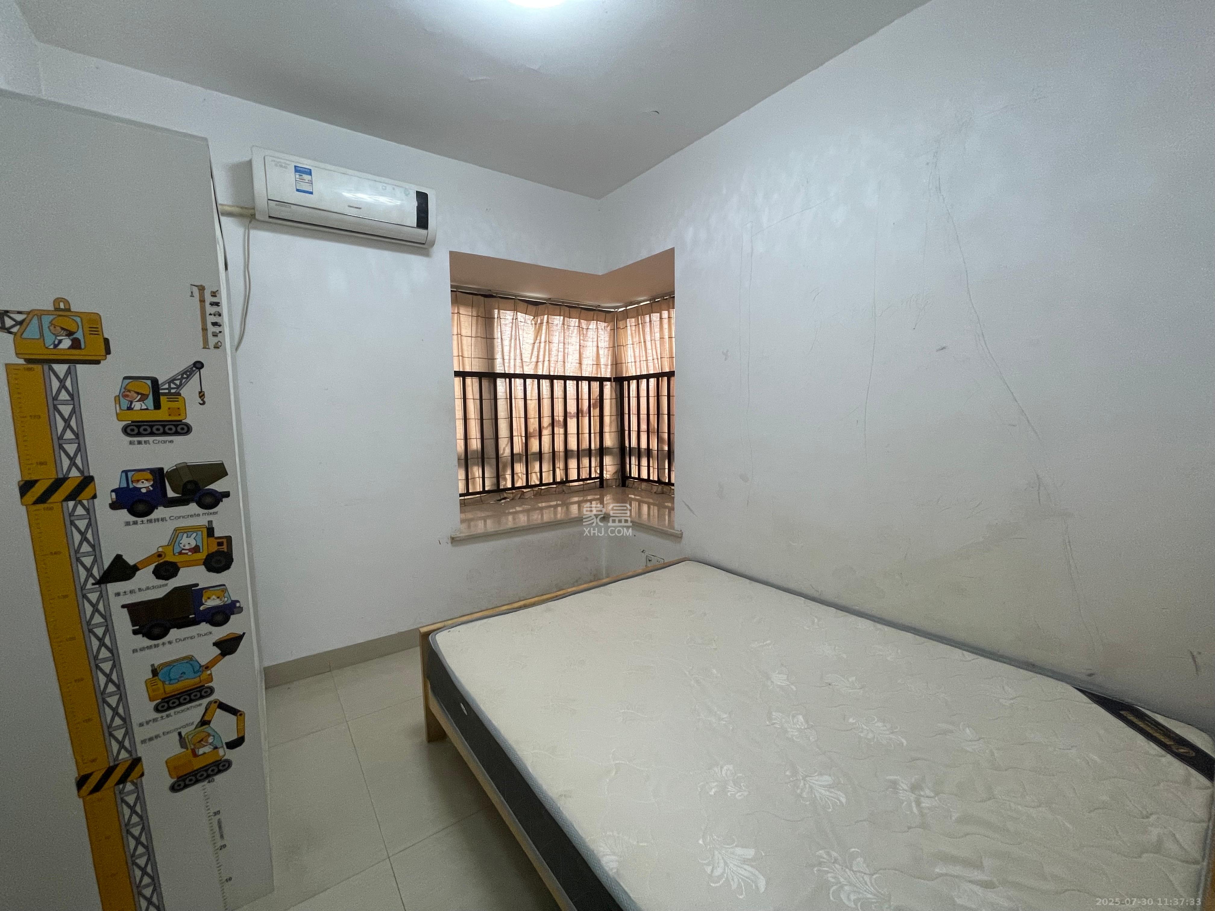 中信凯旋蓝岸(中信新城三期) 3室1厅1卫 2000.0元/月 中信凯旋蓝岸(中信新城三期) 3室1厅1卫 2000.0元/月室内图