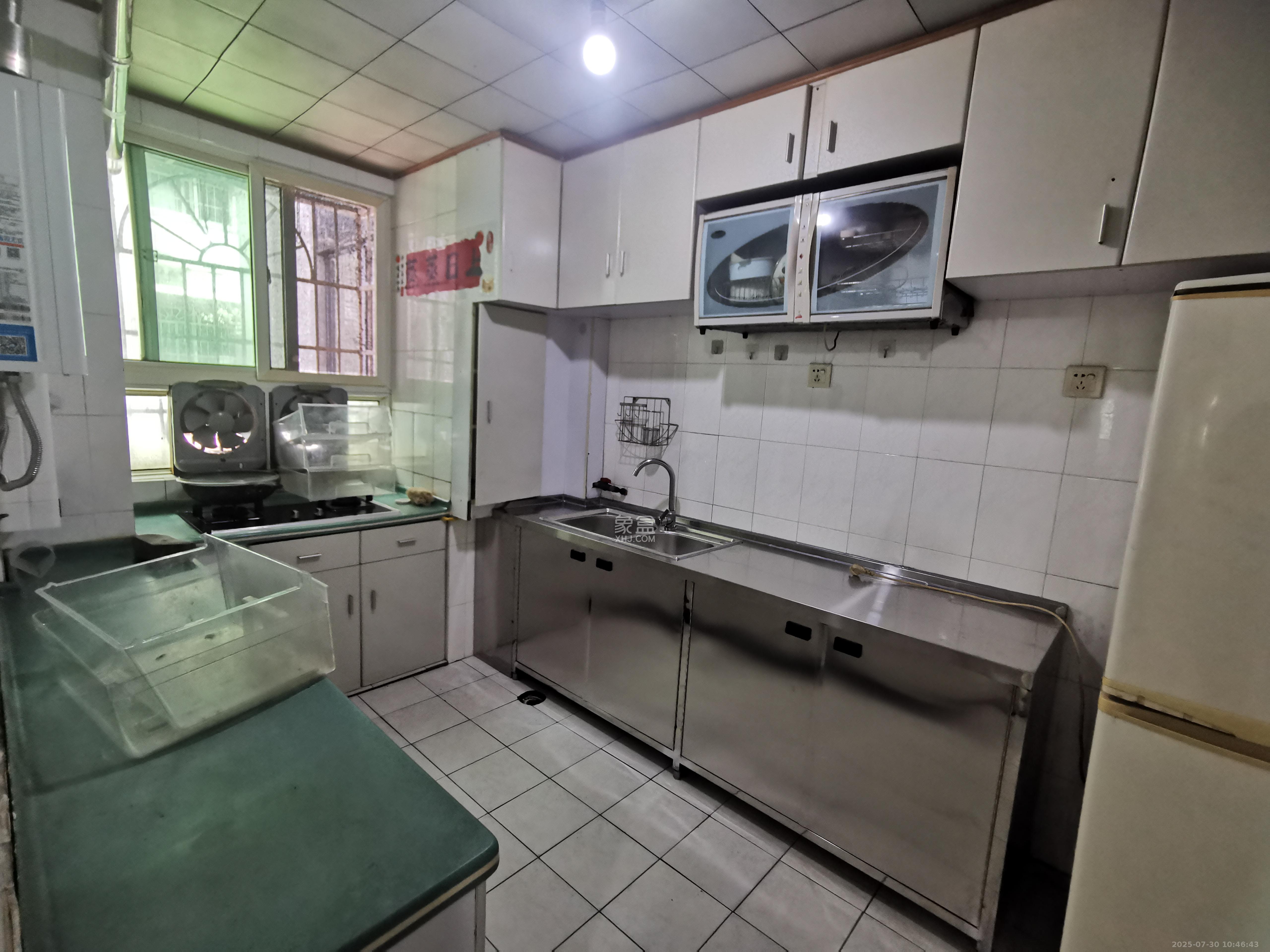 定王台公寓 3室2厅2卫 3200.0元/月 定王台公寓 3室2厅2卫 3200.0元/月室内图