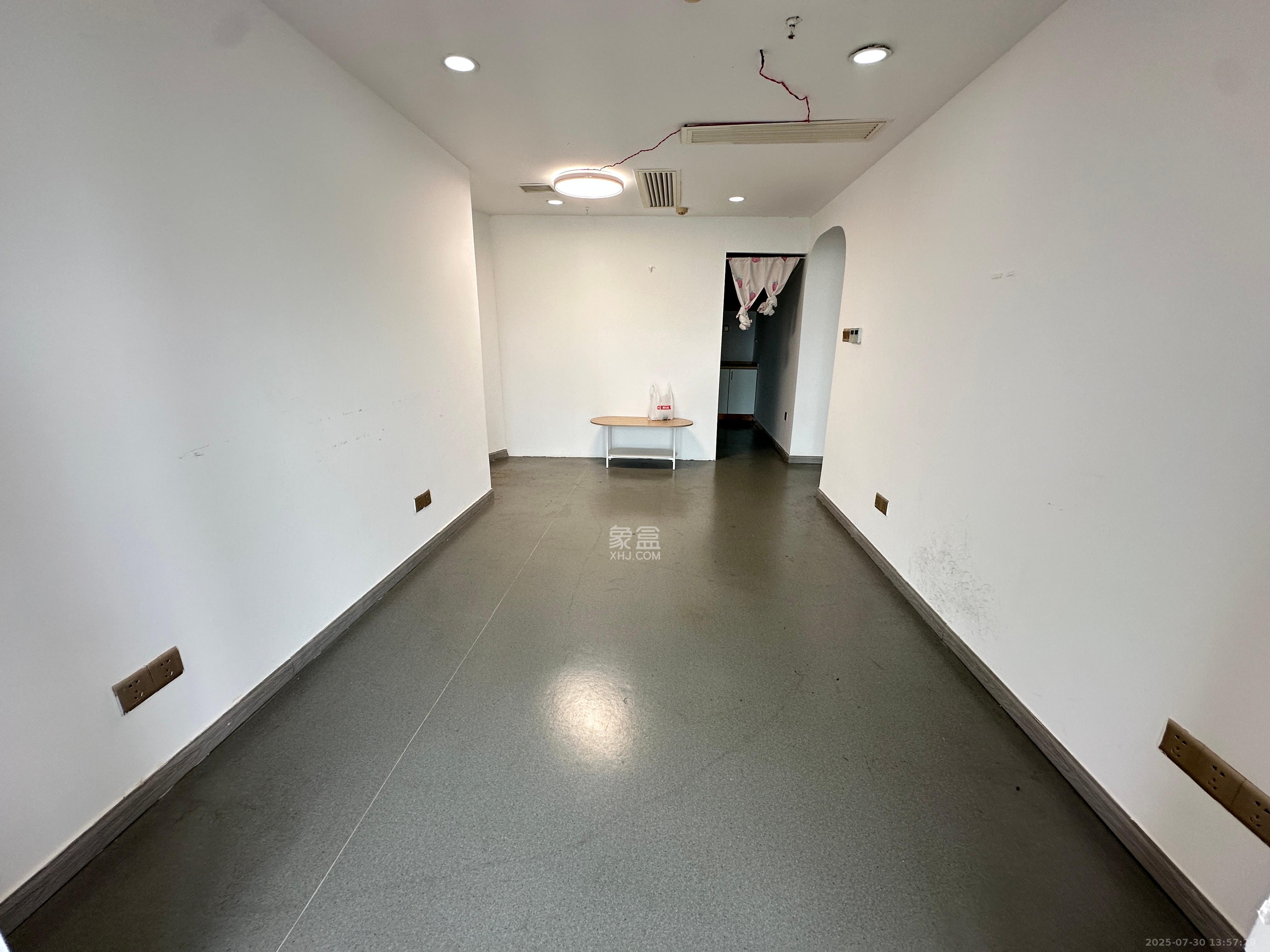 保利国际广场  1室1厅1卫    4000.0元/月室内图