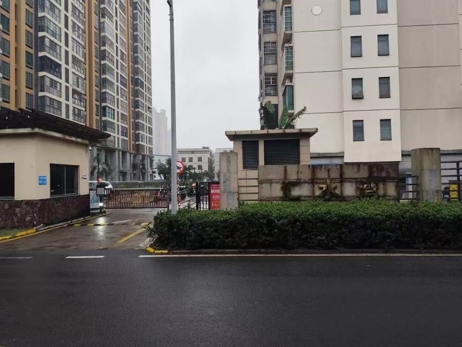 汇水湾  5室2厅3卫    447.54万室内图1