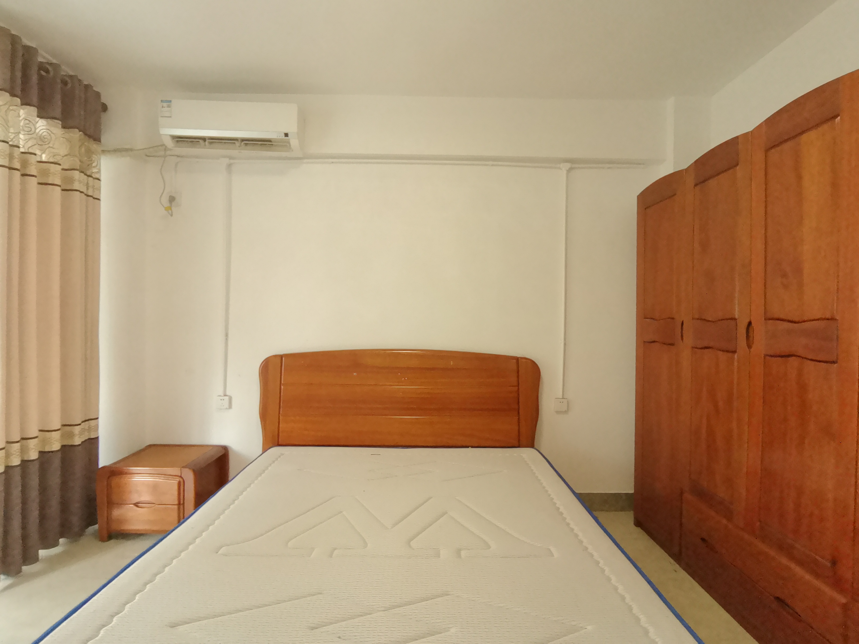 海南师范大学  3室2厅1卫   2800.00元/月室内图