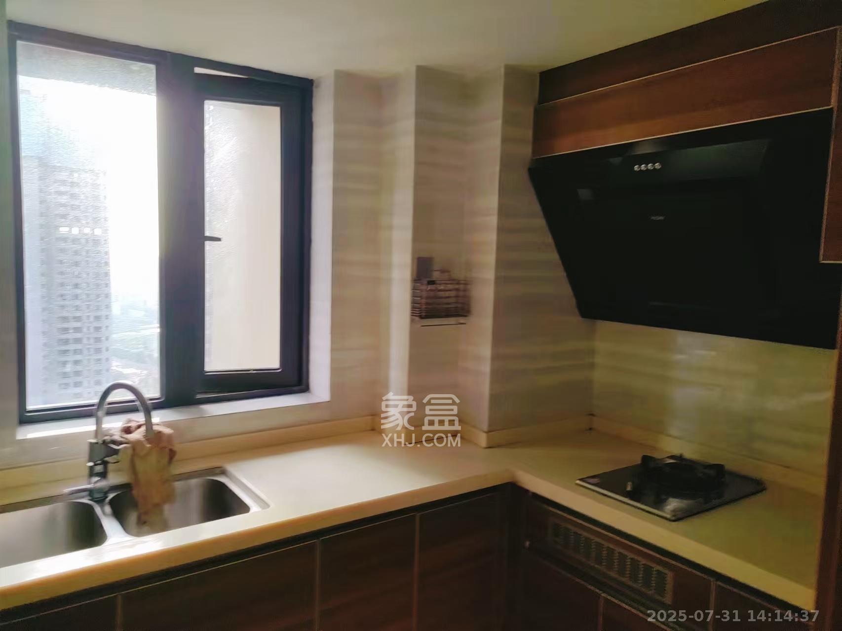 恒大翡翠华庭 2室2厅1卫 1500.0元/月 恒大翡翠华庭 2室2厅1卫 1500.0元/月室内图