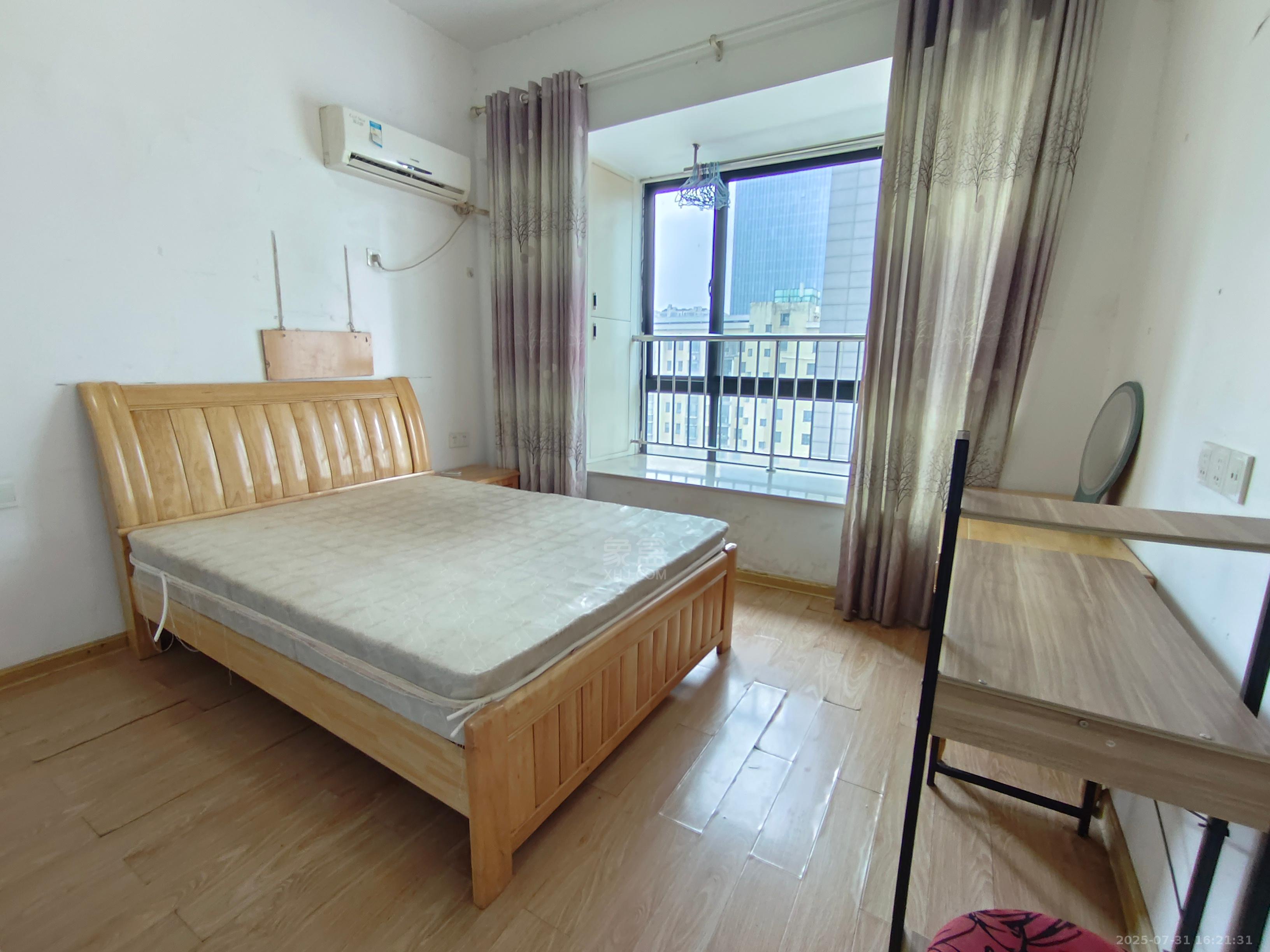 慈善大厦  1室1厅1卫    900.0元/月 慈善大厦  1室1厅1卫    900.0元/月室内图