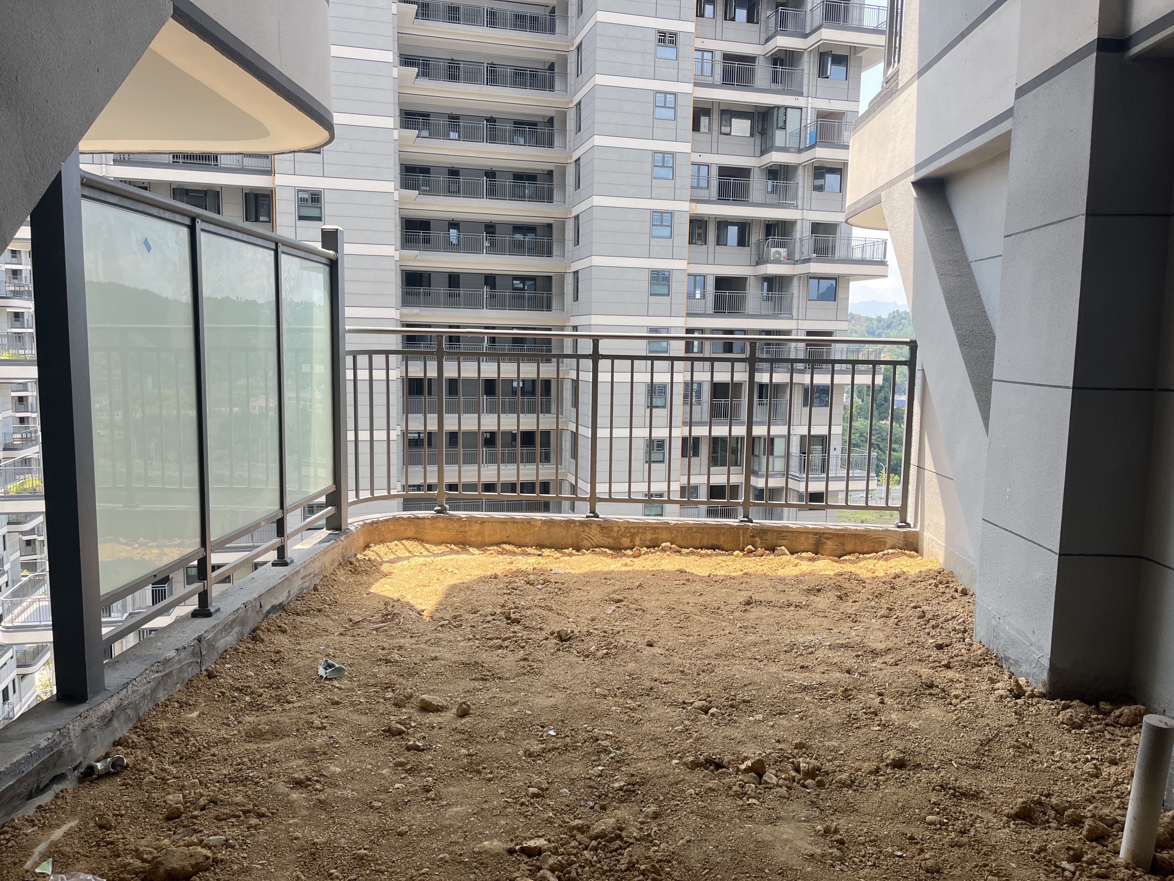 玖珑原著  3室2厅2卫    45.0万客厅