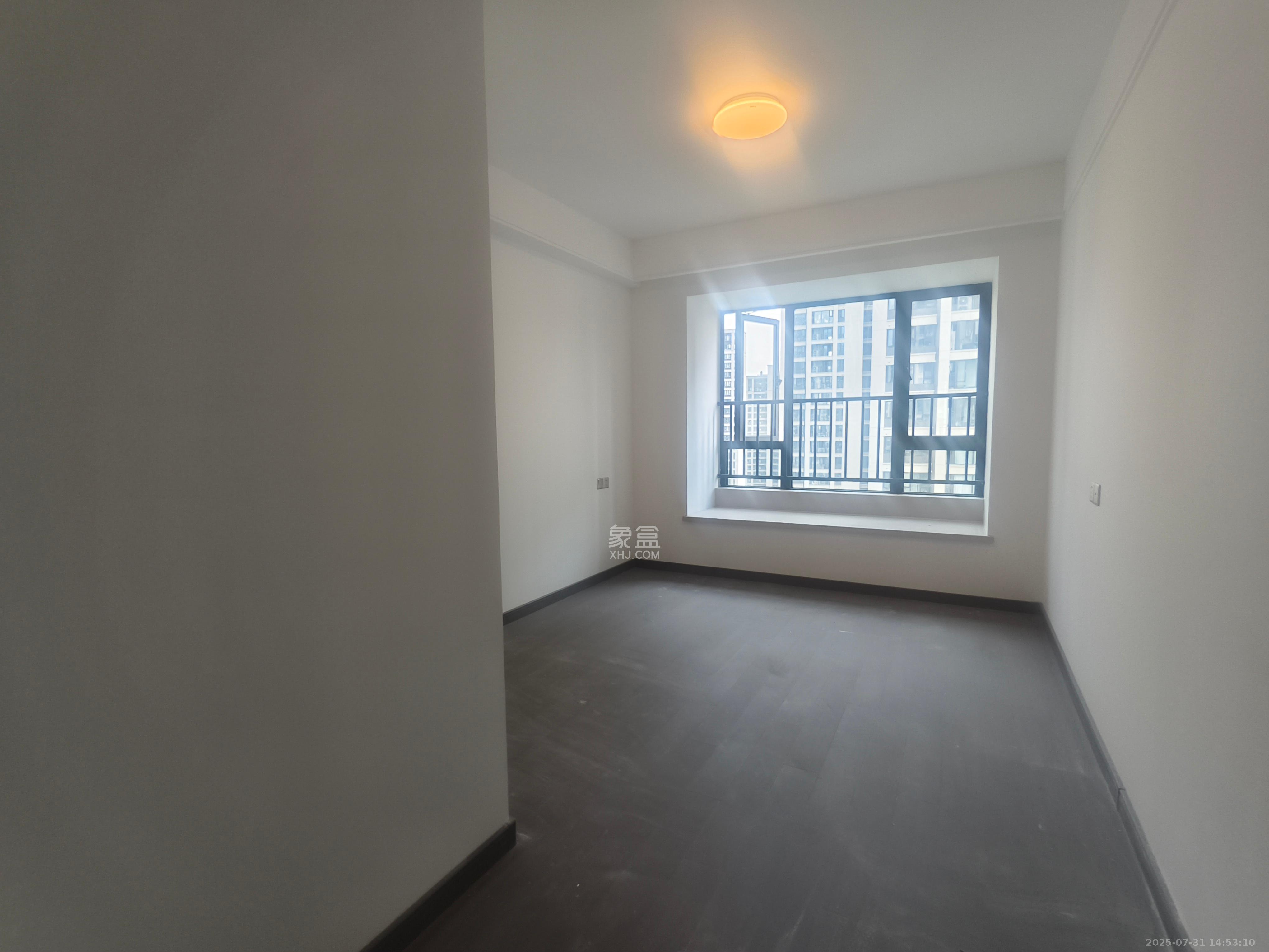 龙湖春江天玺 4室2厅2卫 5000.0元/月 龙湖春江天玺 4室2厅2卫 5000.0元/月室内图