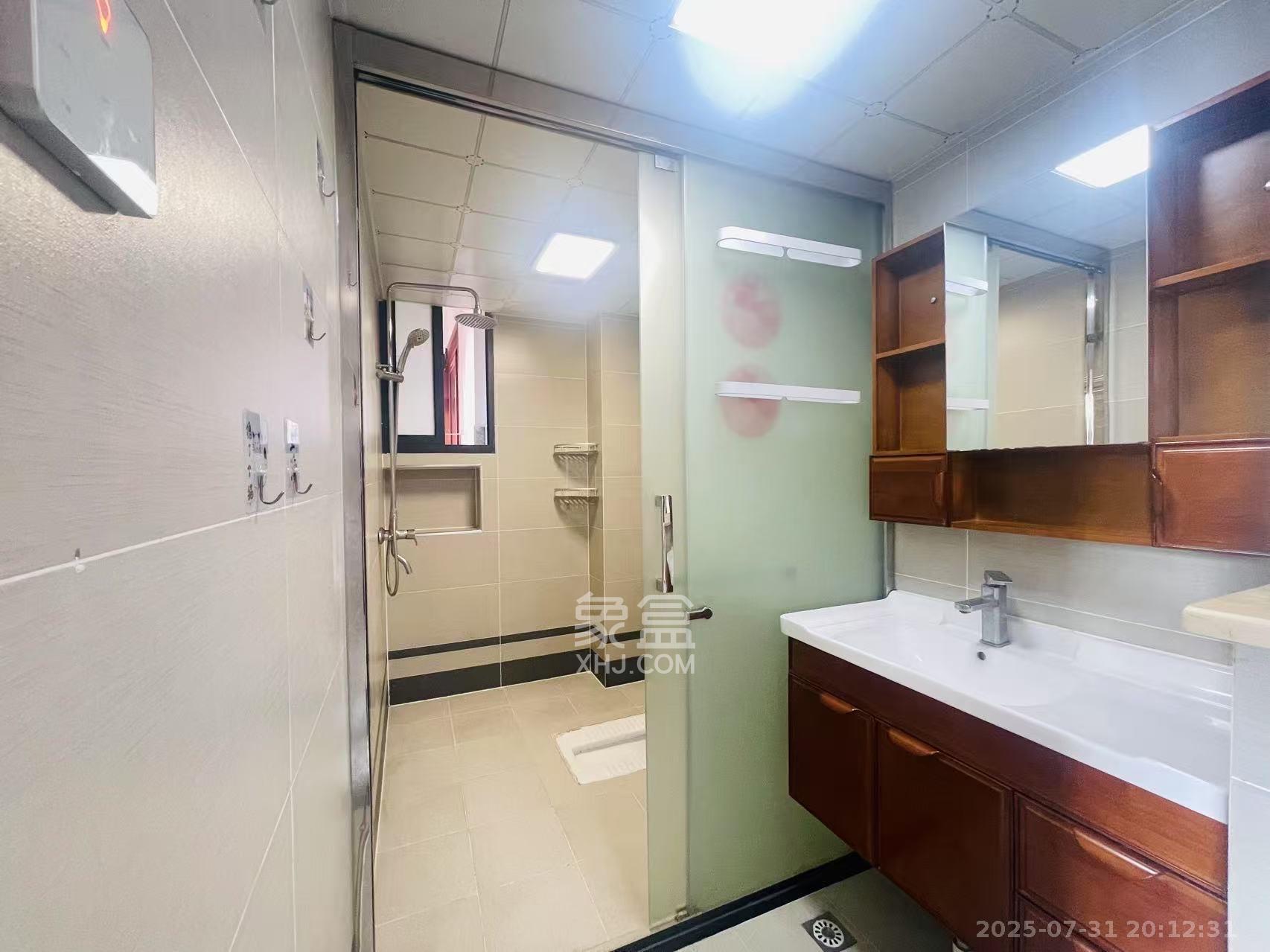 上园商住小区  3室2厅1卫    3000.0元/月室内图