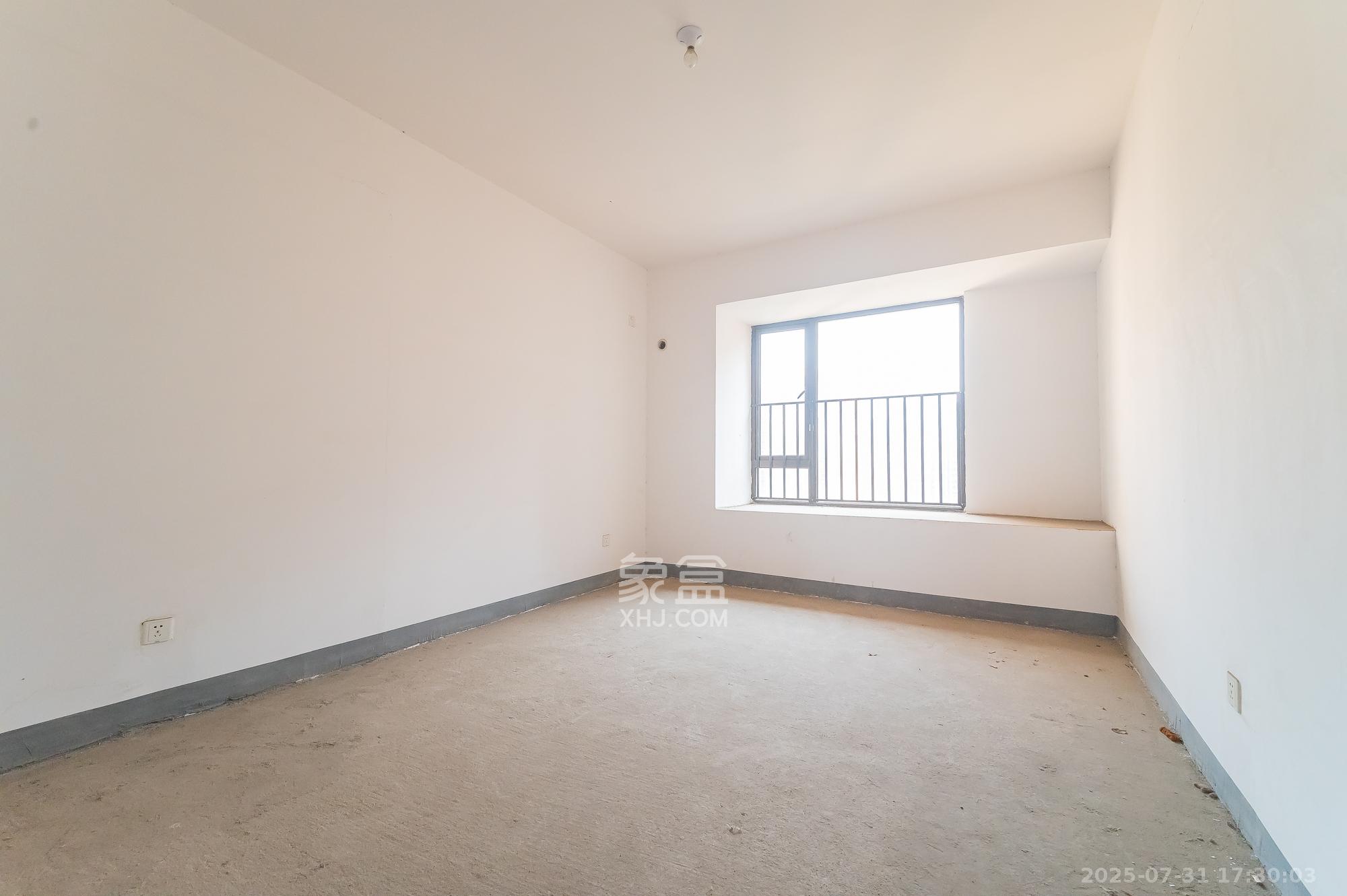 华润凤凰城三期  3室2厅2卫    88.8万 华润凤凰城三期  3室2厅2卫    88.8万其他