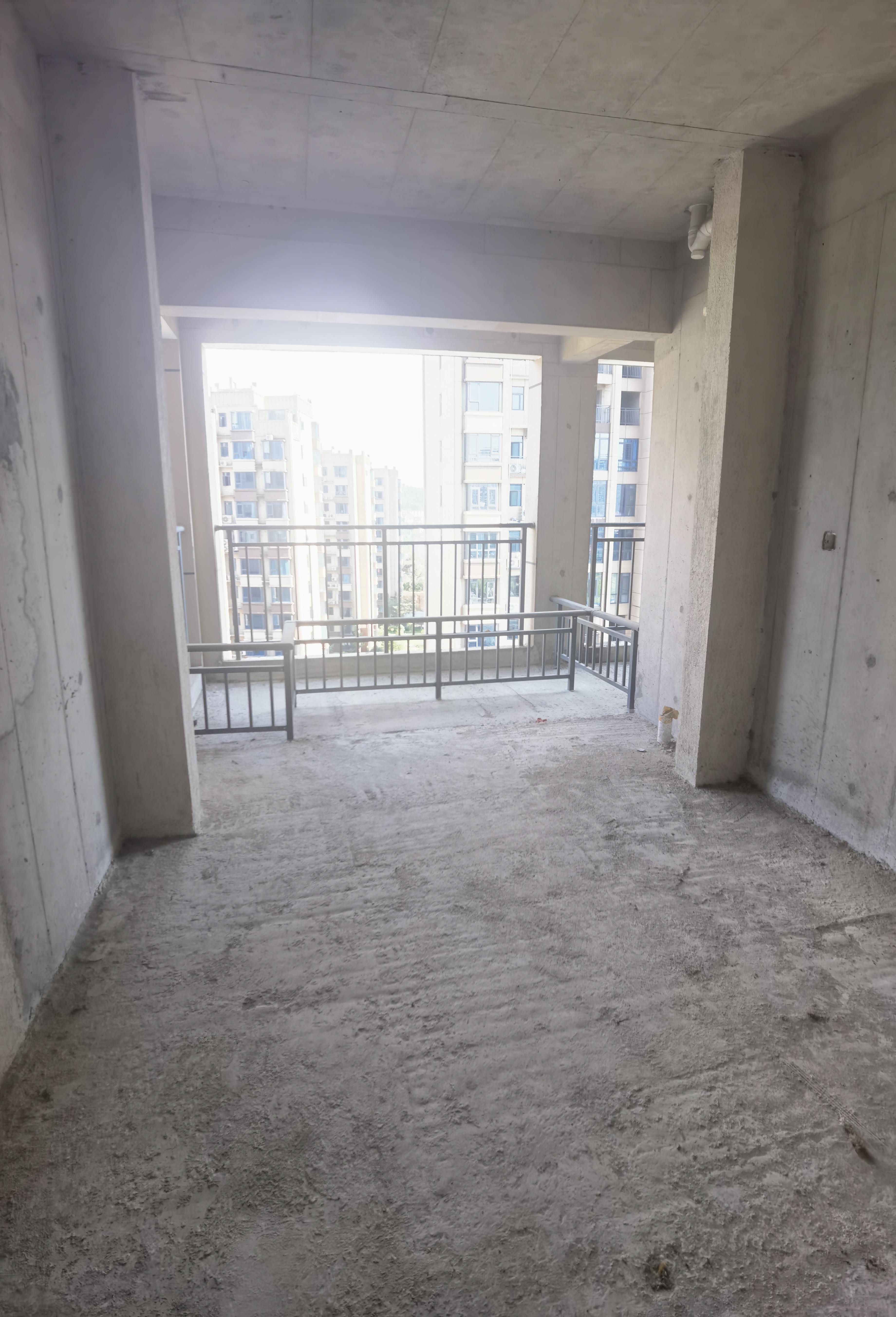 中甸.上河郡 3室2厅2卫 42.8万 中甸.上河郡 3室2厅2卫 42.8万客厅