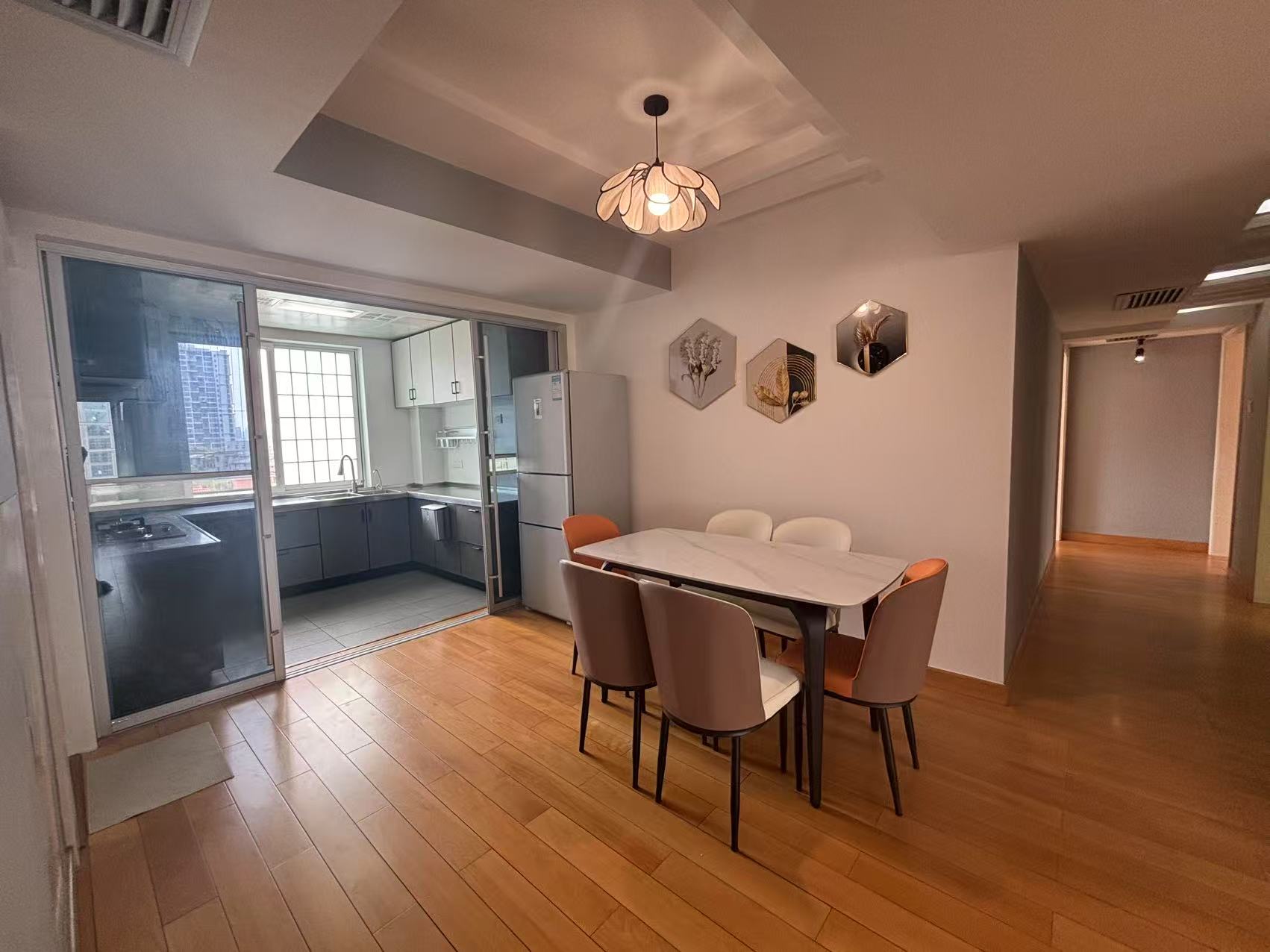 神农小区 3室2厅2卫 88.0万 神农小区 3室2厅2卫 88.0万室内图