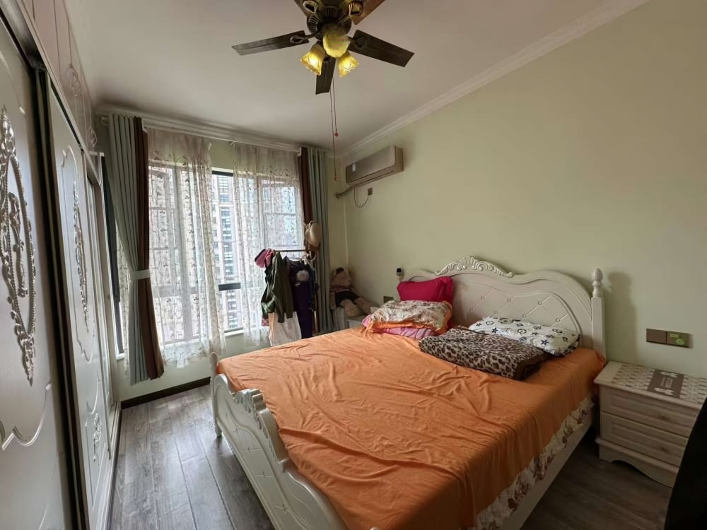 湘银星城  3室2厅2卫    65.0万室内图