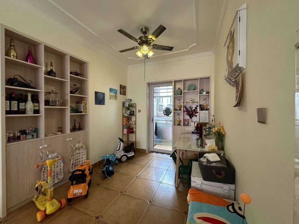 湘银星城  3室2厅2卫    65.0万室内图