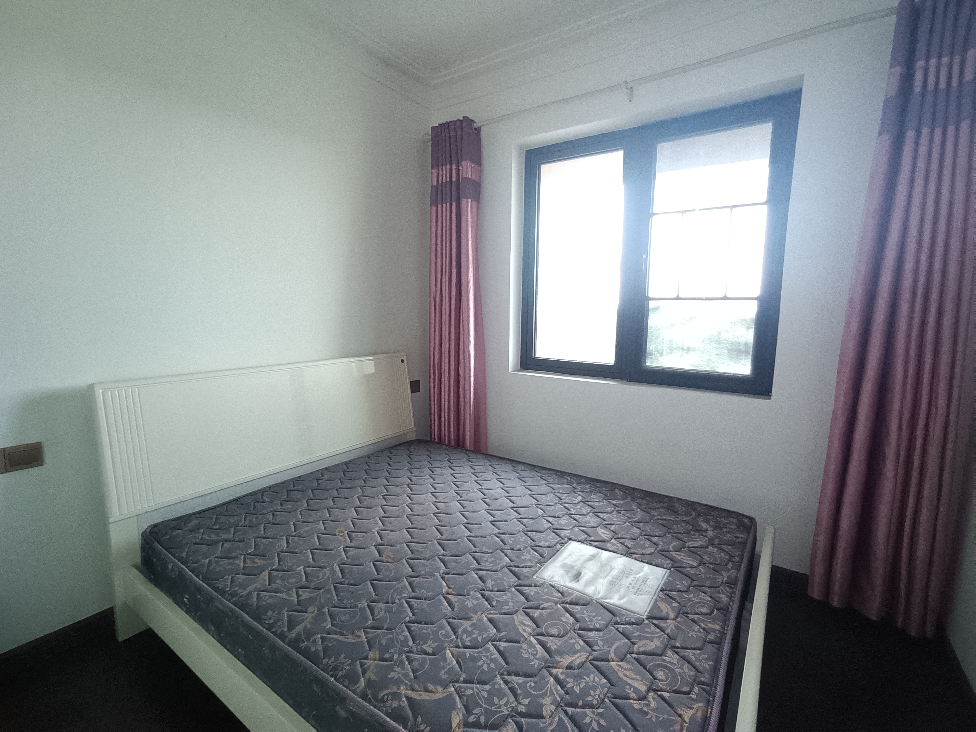 城际空间站 4室2厅2卫 95.0万 城际空间站 4室2厅2卫 95.0万室内图