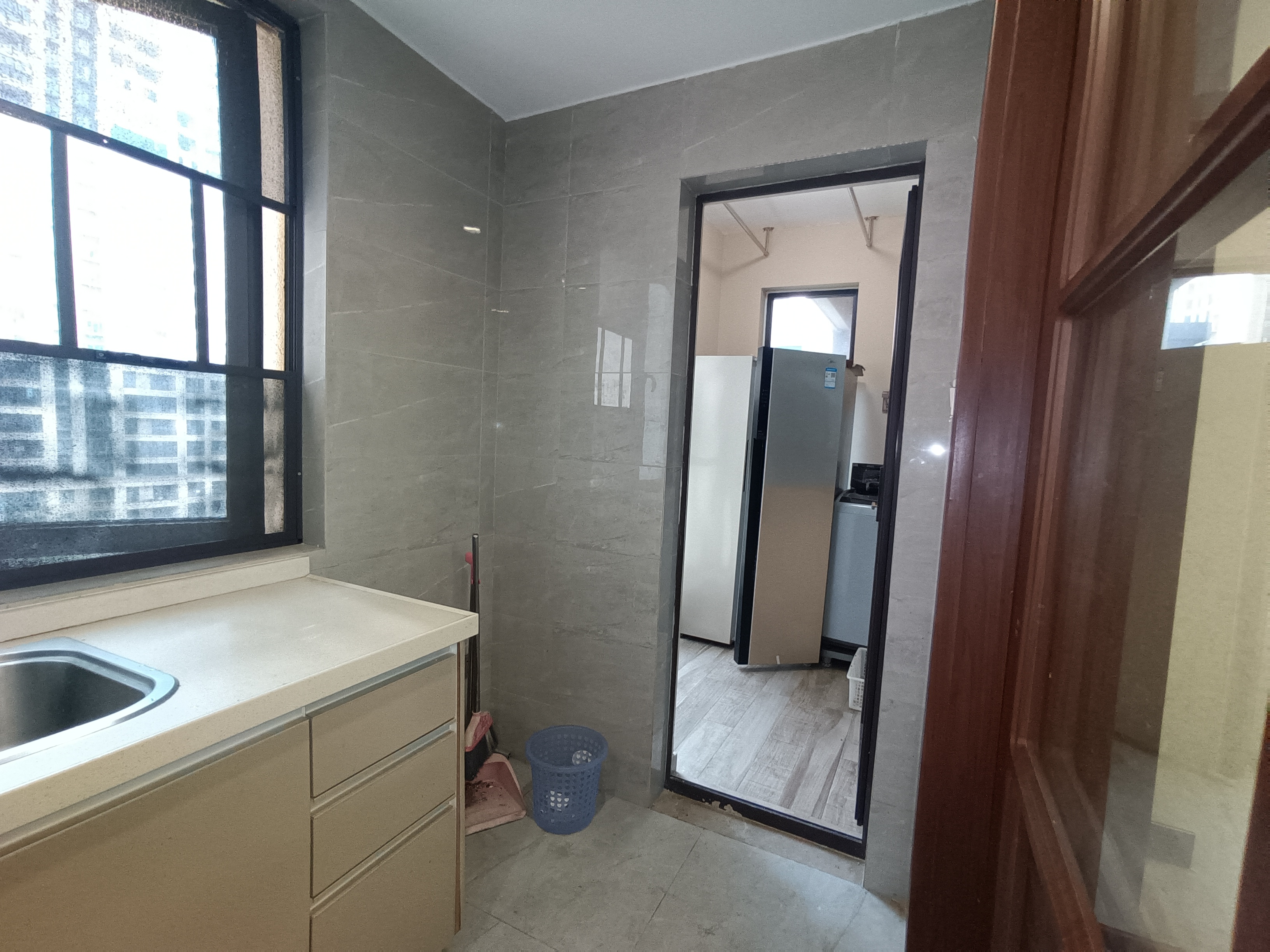 城际空间站 4室2厅2卫 95.0万 城际空间站 4室2厅2卫 95.0万室内图