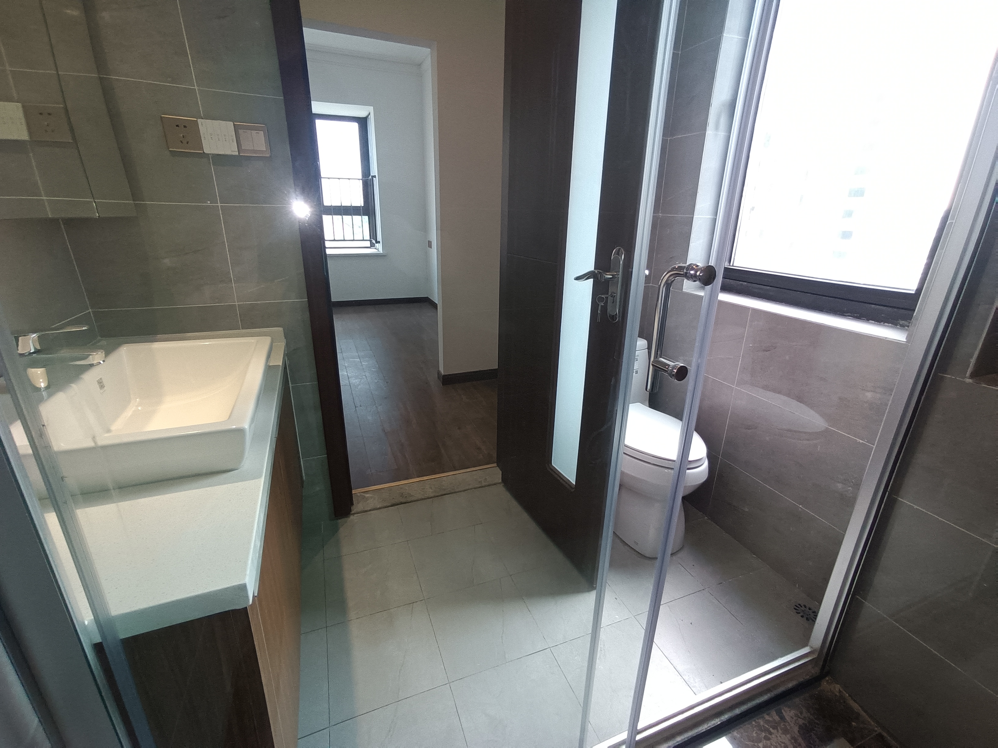 城际空间站 4室2厅2卫 65.0万 城际空间站 4室2厅2卫 65.0万室内图