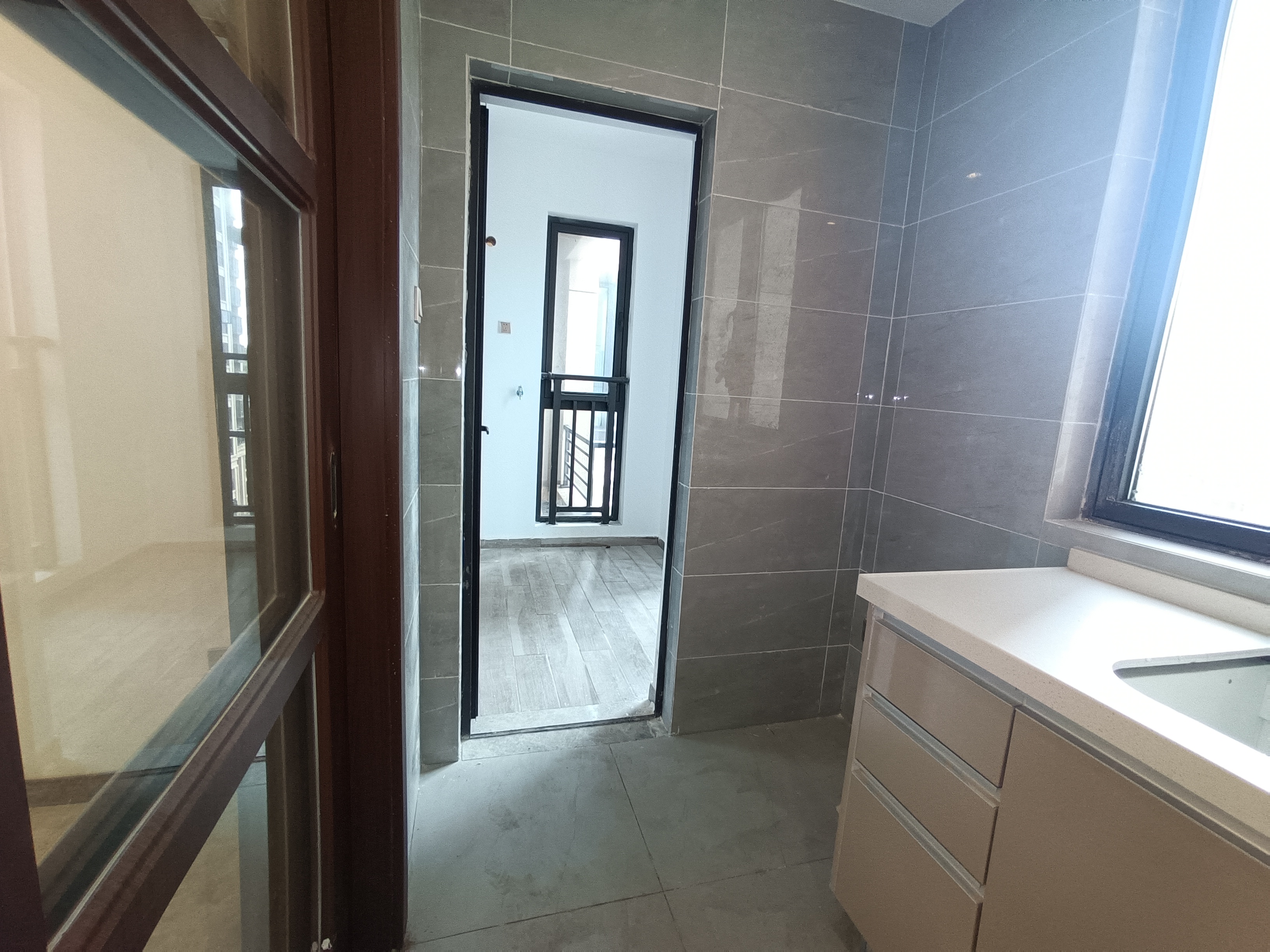 城际空间站 4室2厅2卫 65.0万 城际空间站 4室2厅2卫 65.0万室内图