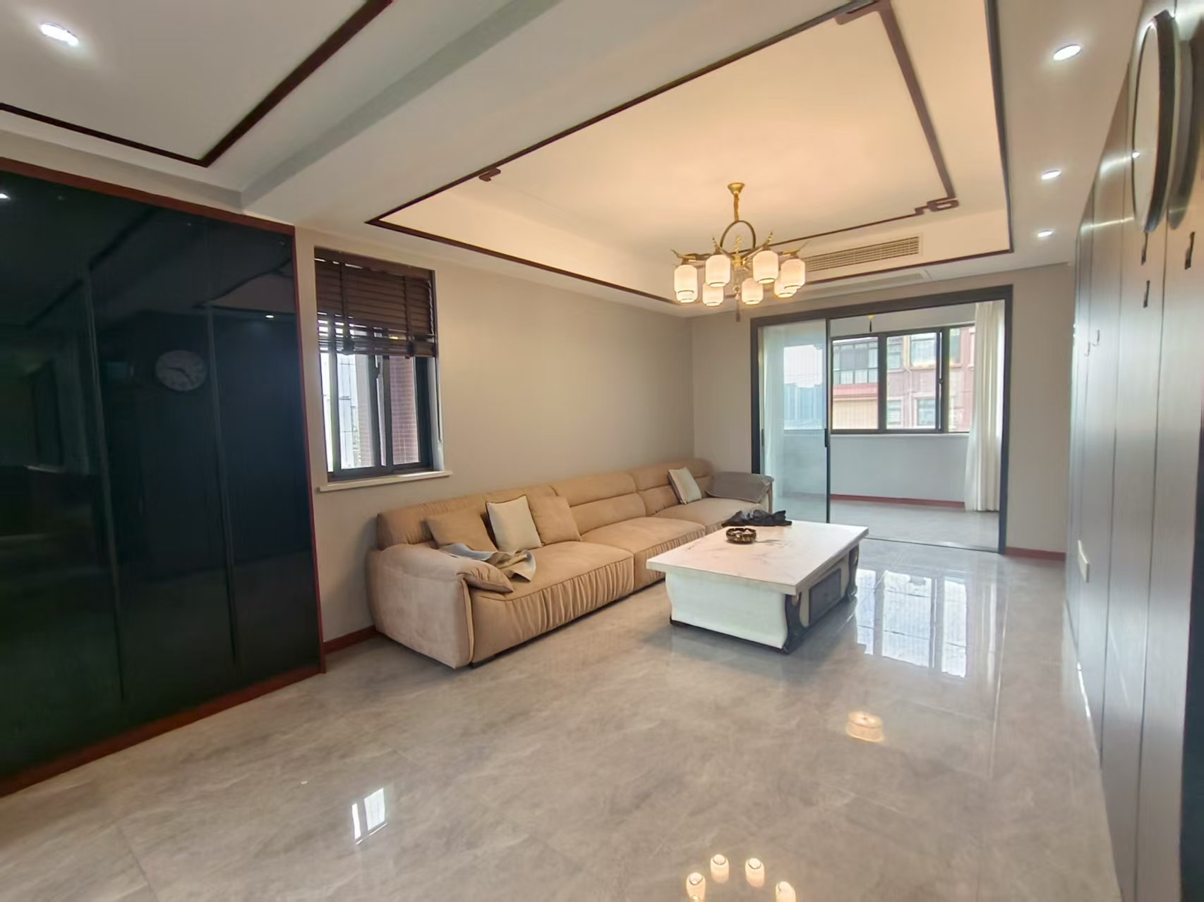 壹品熙园  4室2厅2卫    140.0万 壹品熙园  4室2厅2卫    140.0万室内图