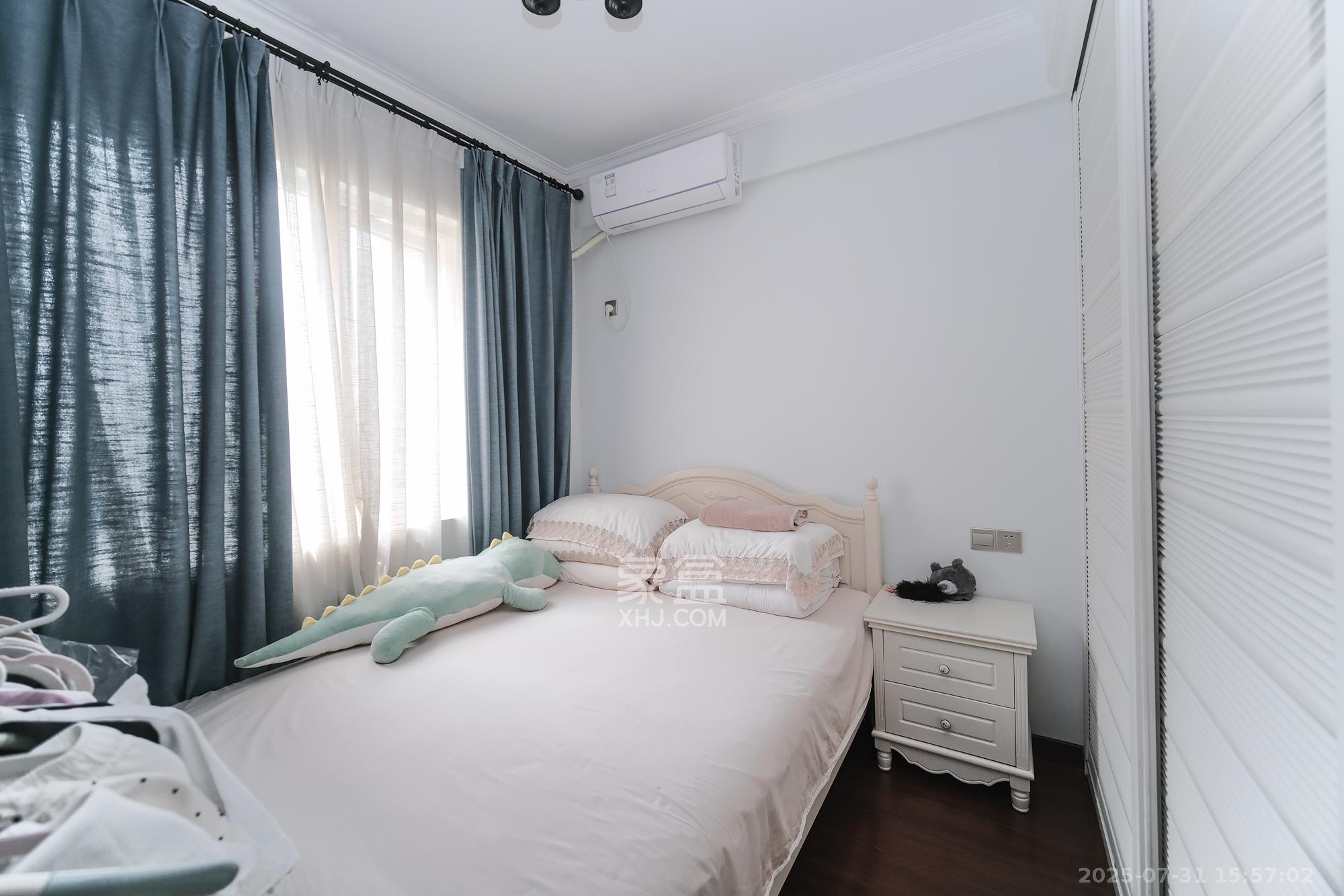 保利香槟国际  2室2厅1卫    79.8万 保利香槟国际  2室2厅1卫    79.8万卧室