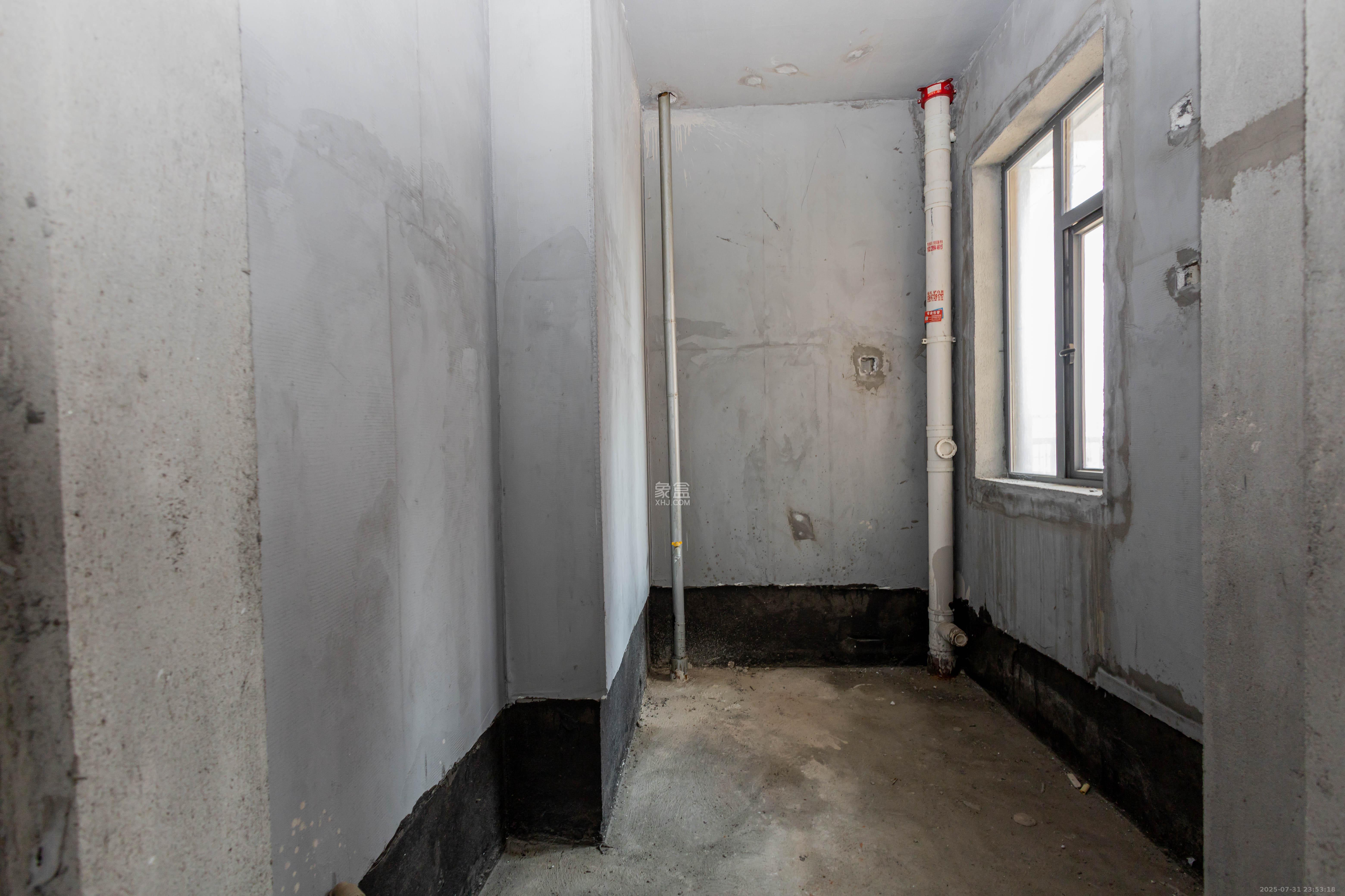 湘预家园  3室2厅2卫    52.8万 湘预家园  3室2厅2卫    52.8万厨房