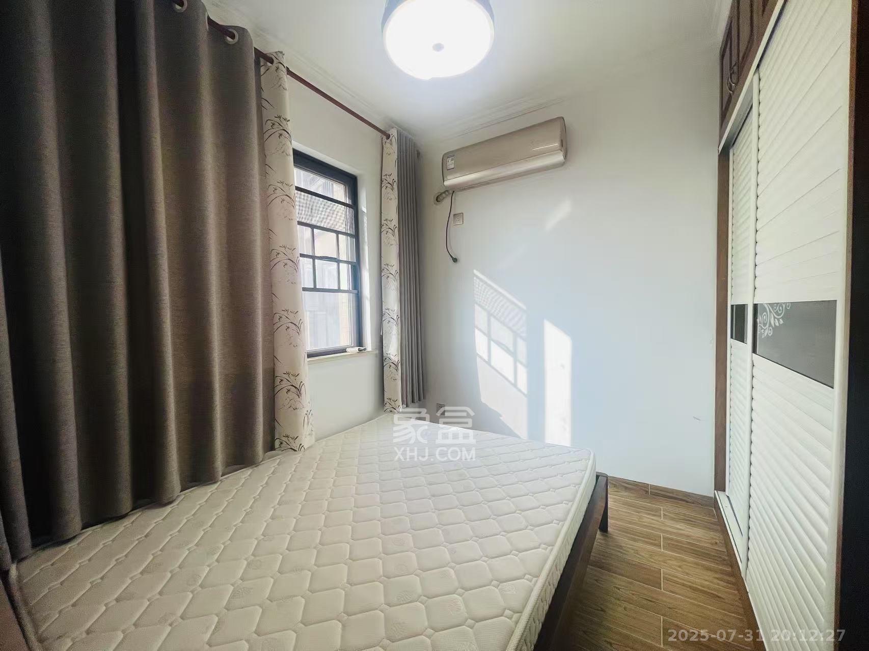 上园商住小区  3室2厅1卫    3000.0元/月室内图