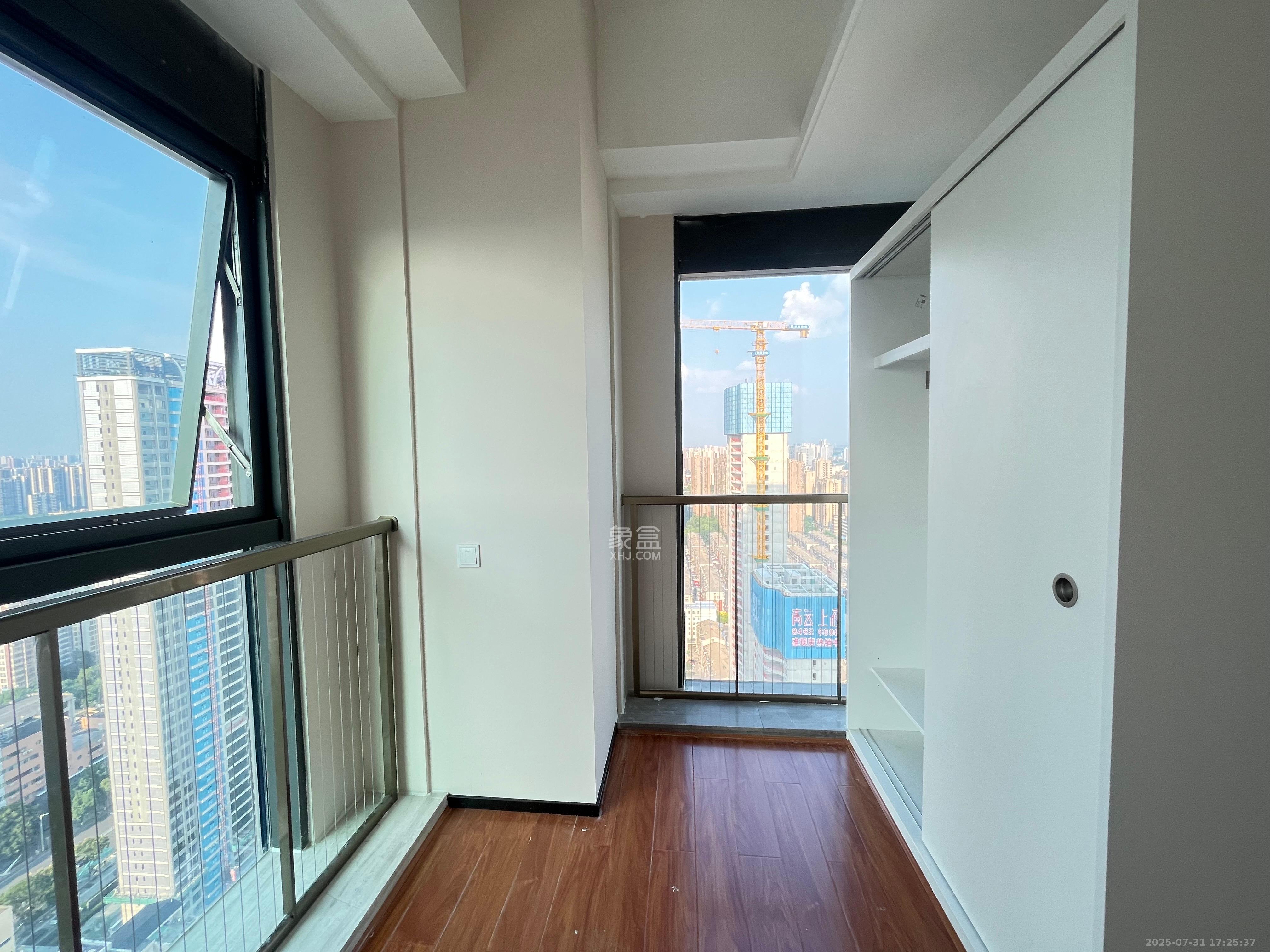 恒大珺悦府 2室2厅1卫 2300.0元/月 恒大珺悦府 2室2厅1卫 2300.0元/月室内图