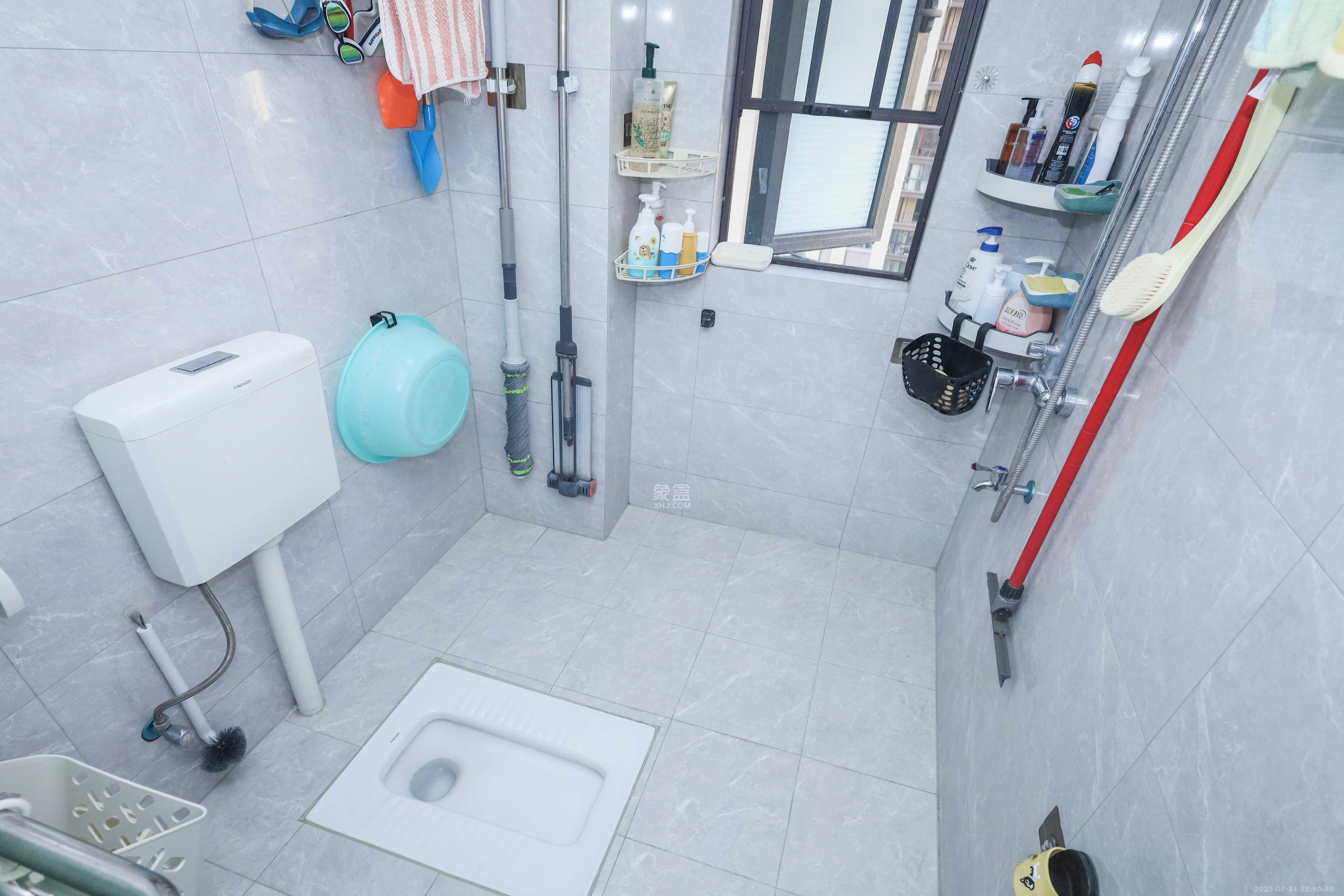 梅溪湖合能璞丽  3室2厅2卫    145.0万卫生间