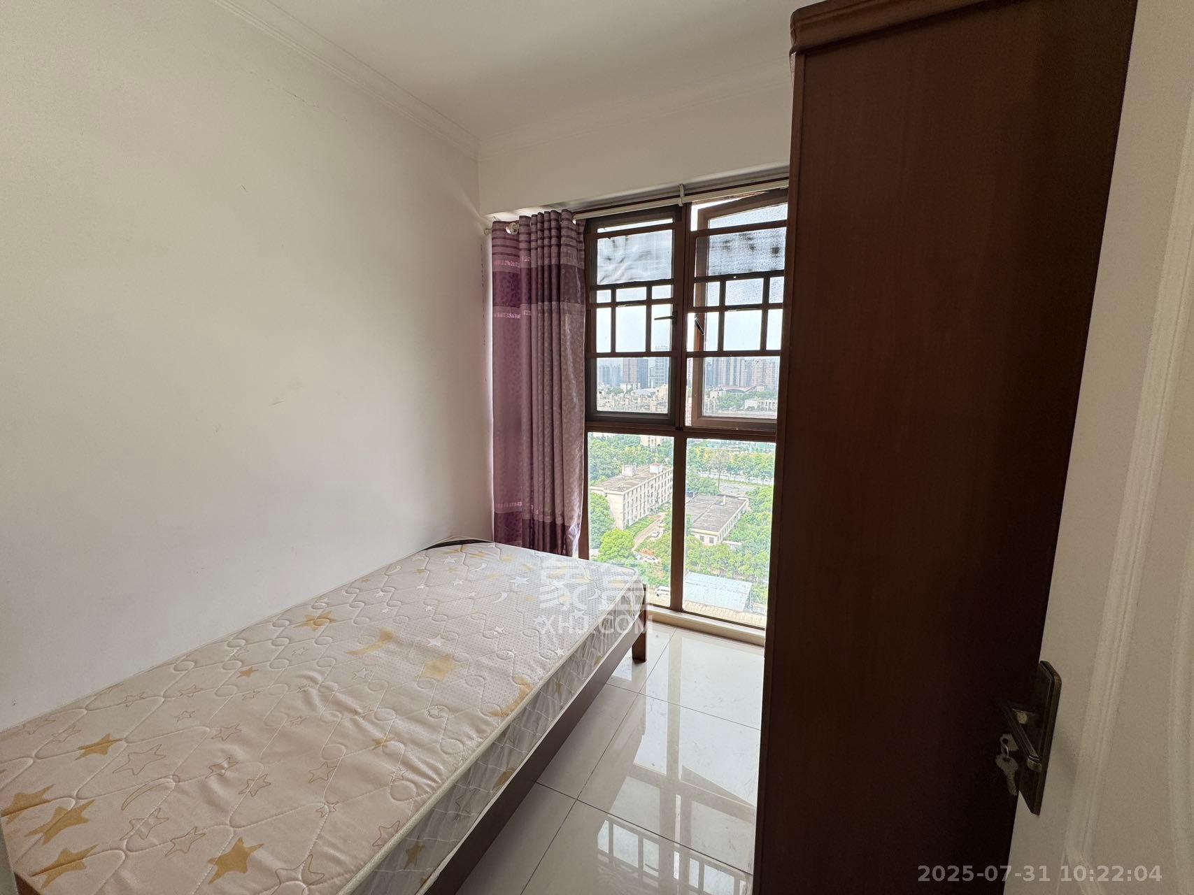 万里时代 3室2厅1卫 2800.0元/月 万里时代 3室2厅1卫 2800.0元/月室内图