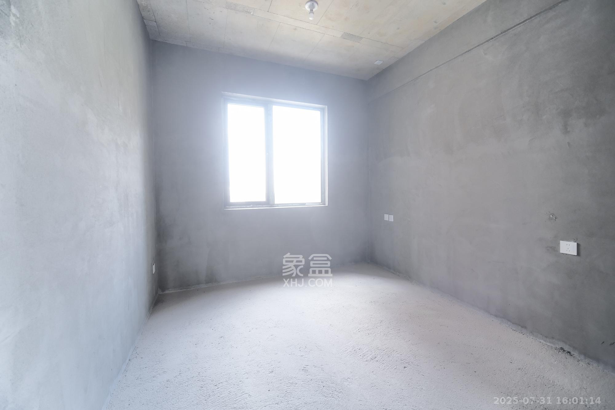 和顺府  4室2厅2卫    115.0万 和顺府  4室2厅2卫    115.0万卧室