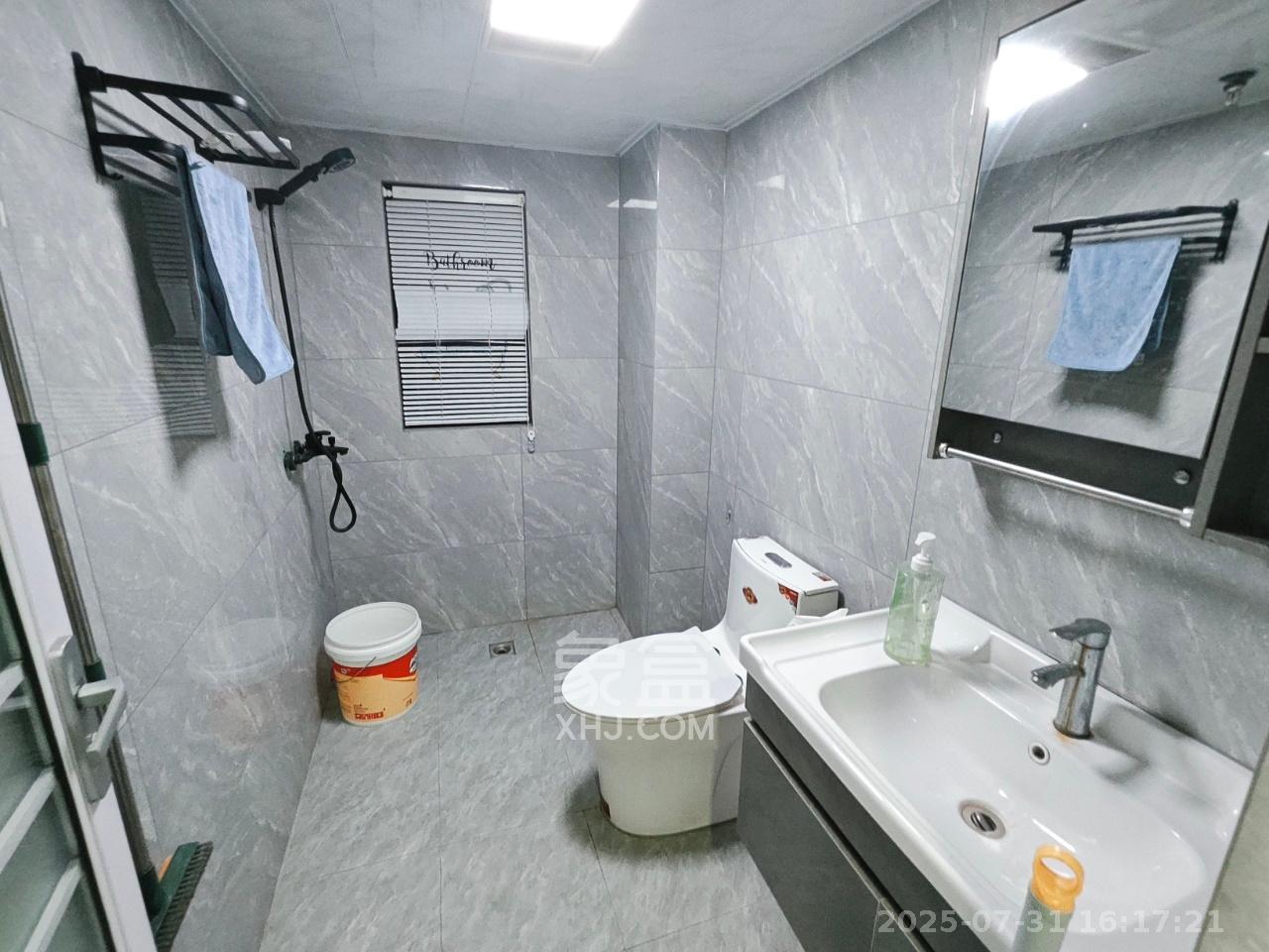 万科金色梦想B区 2室1厅2卫 2500.0元/月 万科金色梦想B区 2室1厅2卫 2500.0元/月室内图