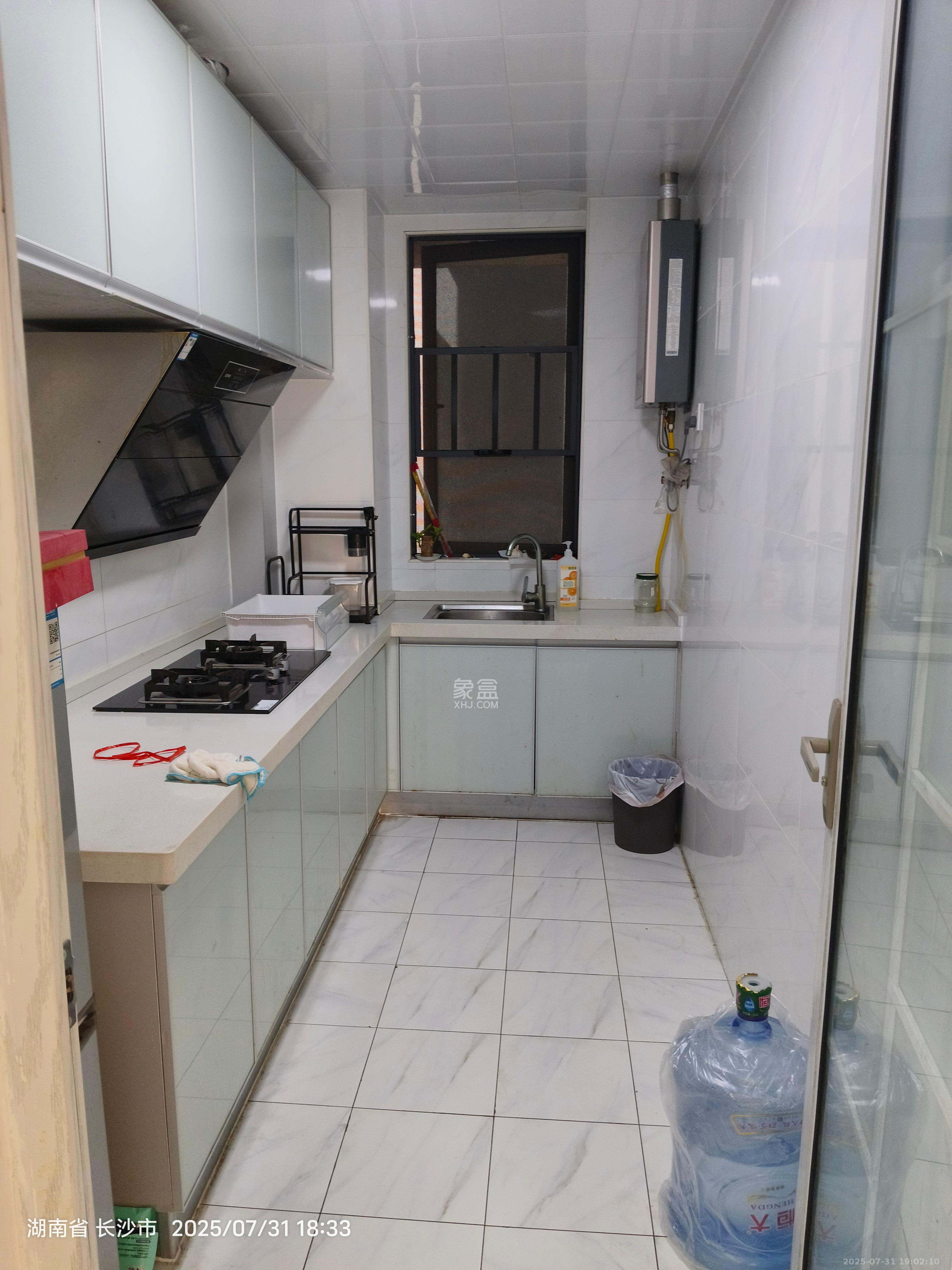 中建悦和城  3室2厅2卫   2600.00元/月室内图