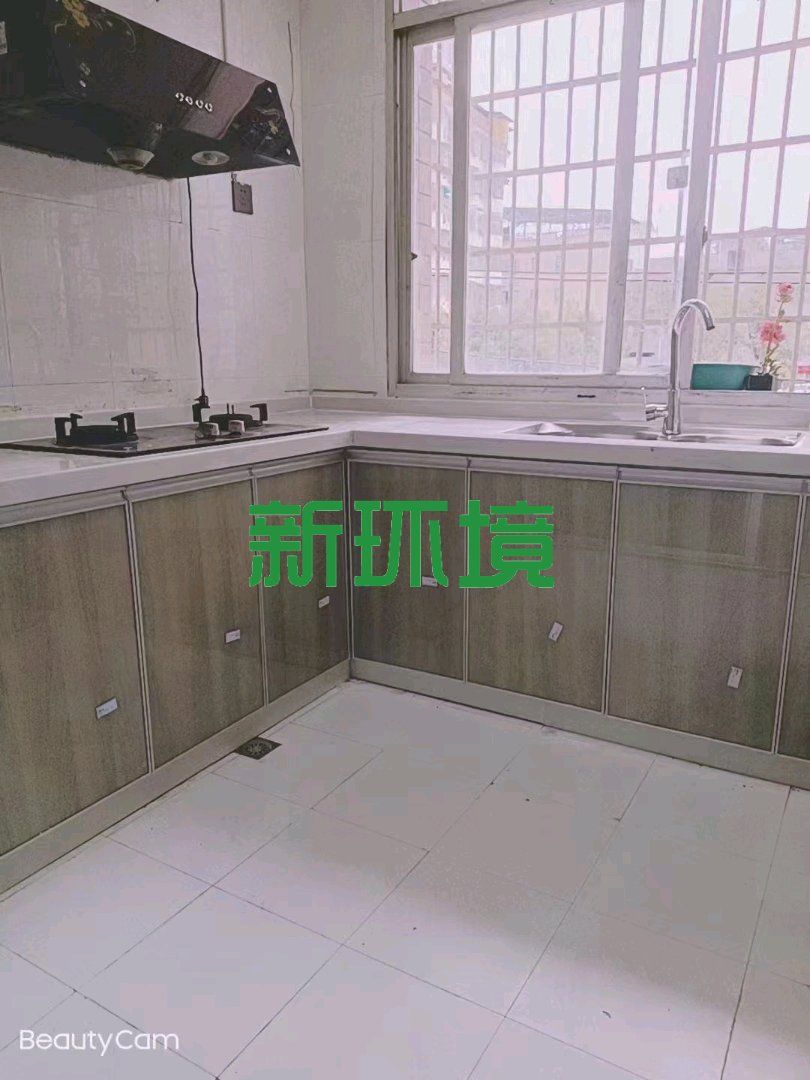 原种场宿舍 6室2厅2卫 1200.0元/月 原种场宿舍 6室2厅2卫 1200.0元/月室内图