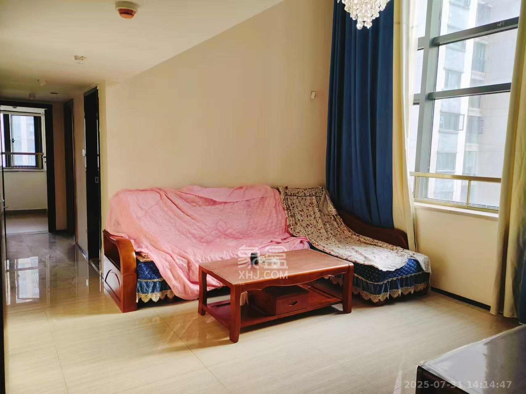 恒大翡翠华庭 2室2厅1卫 1500.0元/月 恒大翡翠华庭 2室2厅1卫 1500.0元/月室内图