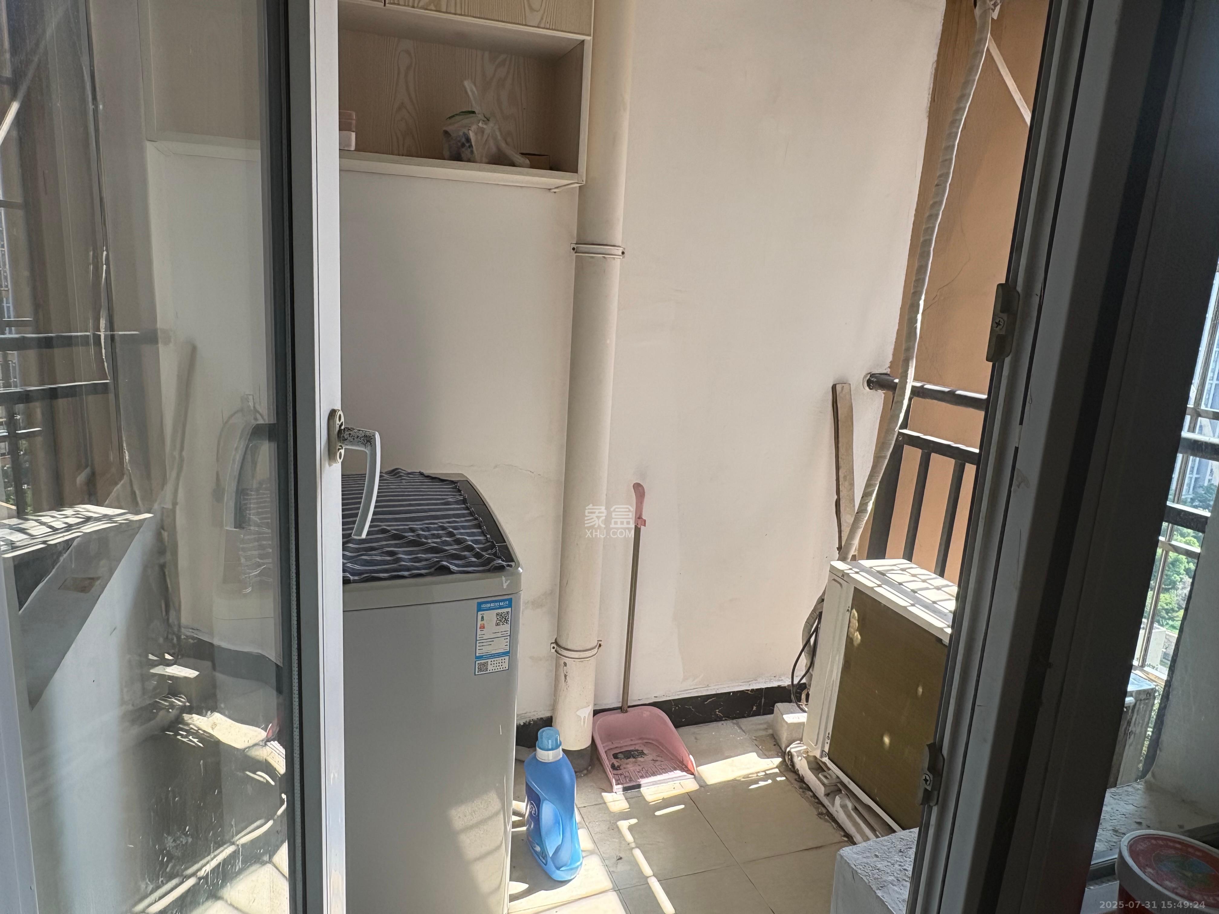 家兴苑  2室1厅1卫   1900.00元/月室内图