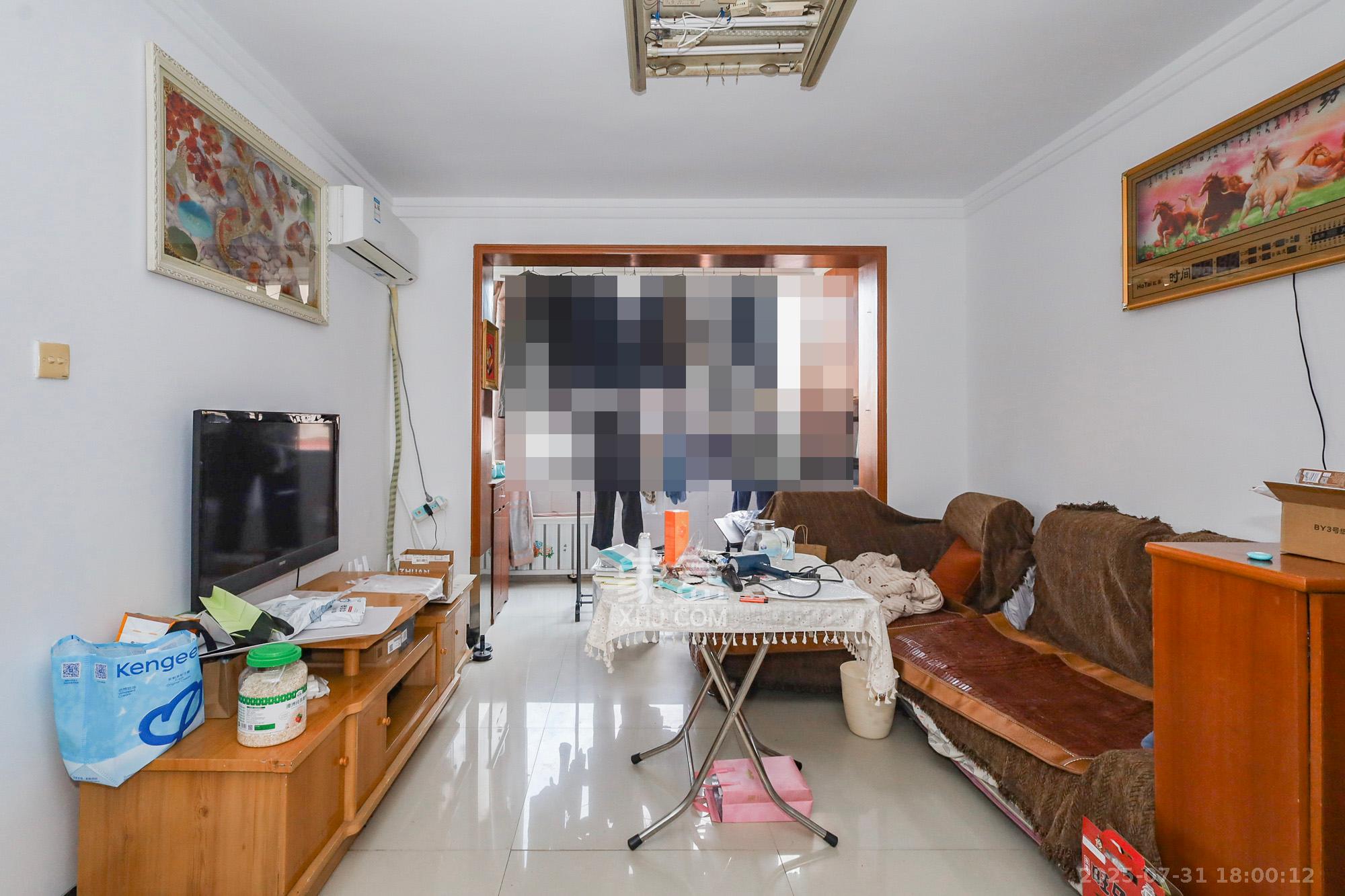 德润园  2室2厅1卫    39.2万 德润园  2室2厅1卫    39.2万客厅