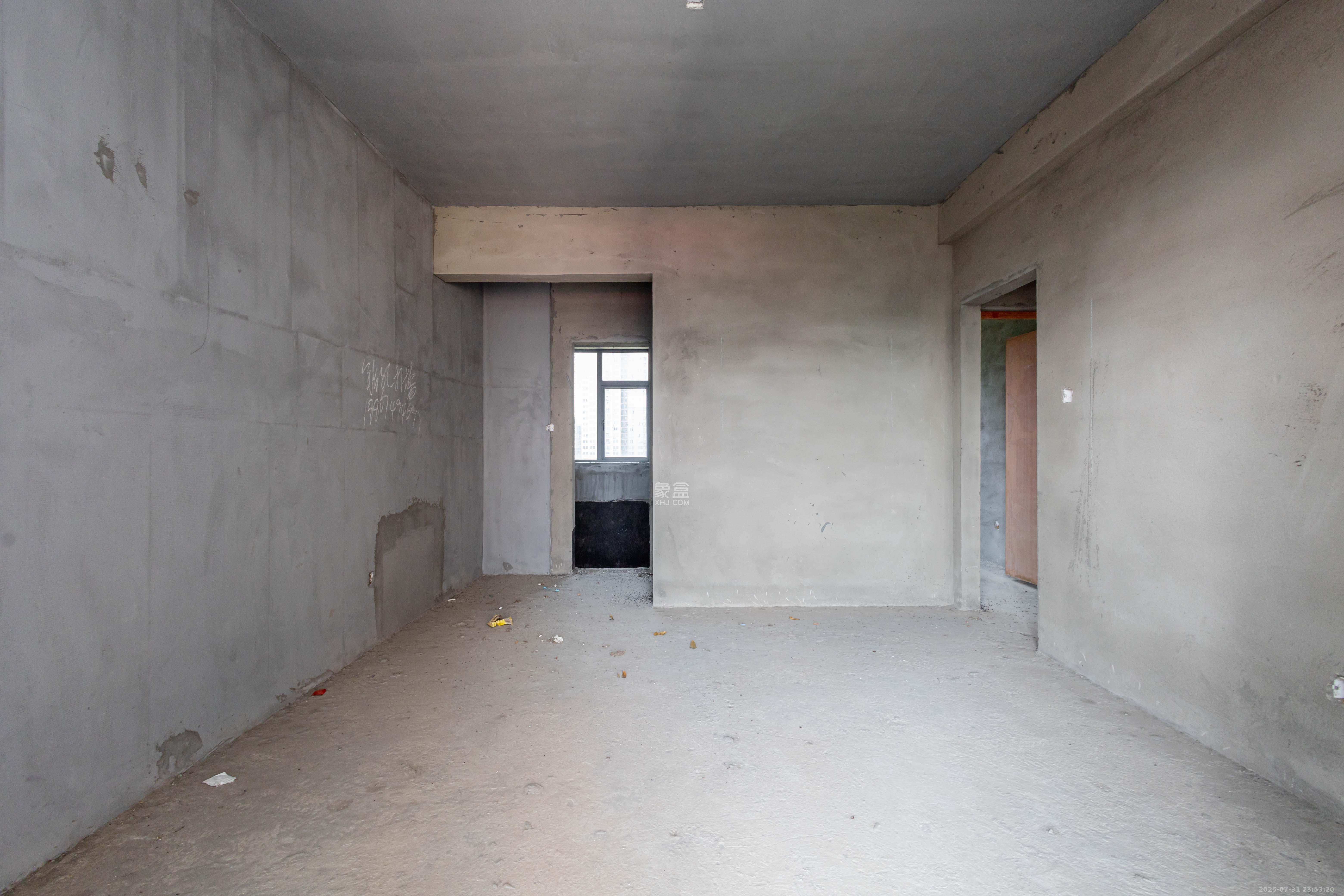 湘预家园  3室2厅2卫    52.8万 湘预家园  3室2厅2卫    52.8万卧室