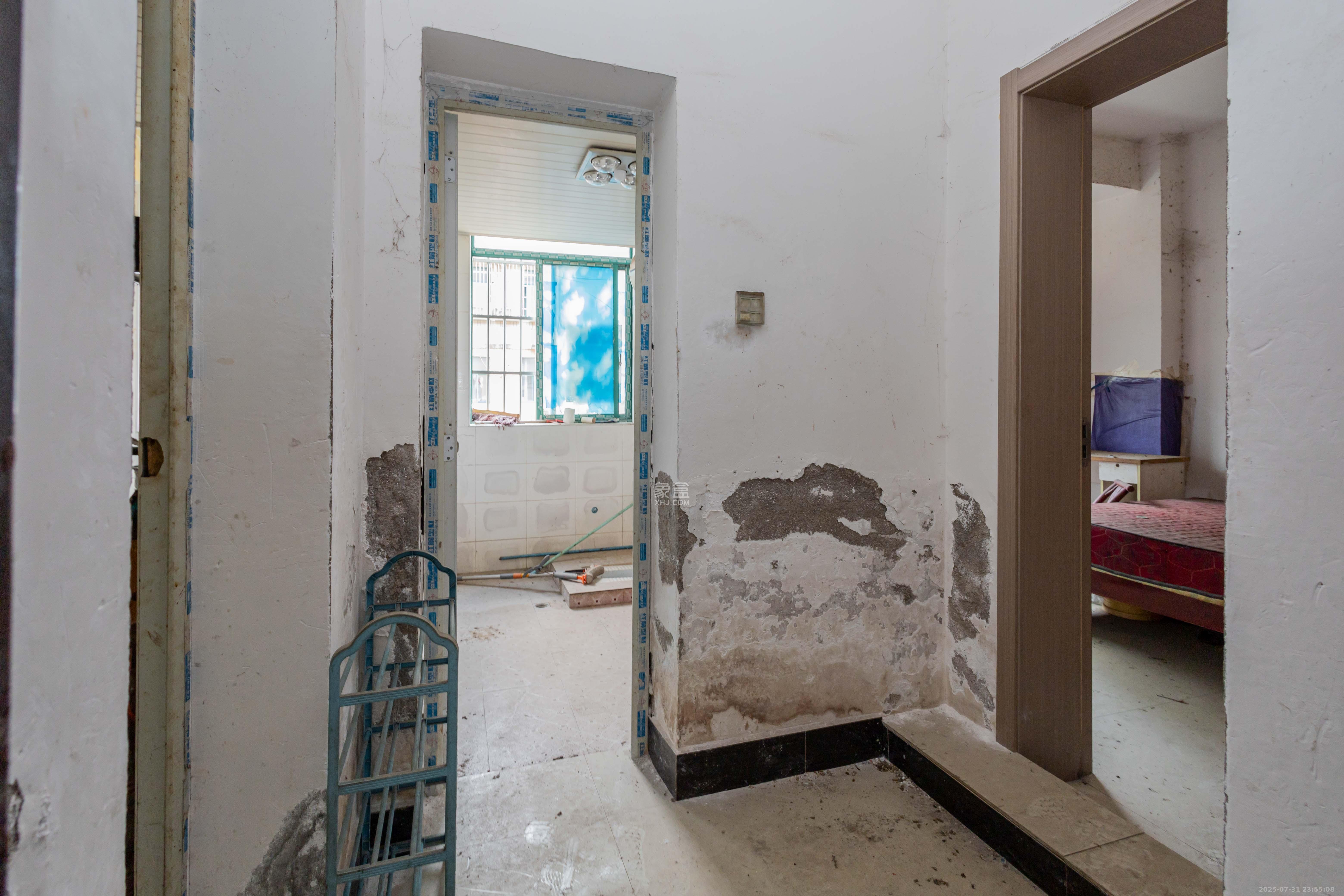 星沙国际物流园/泉星社区 3室2厅2卫 30.7万 星沙国际物流园/泉星社区 3室2厅2卫 30.7万卧室