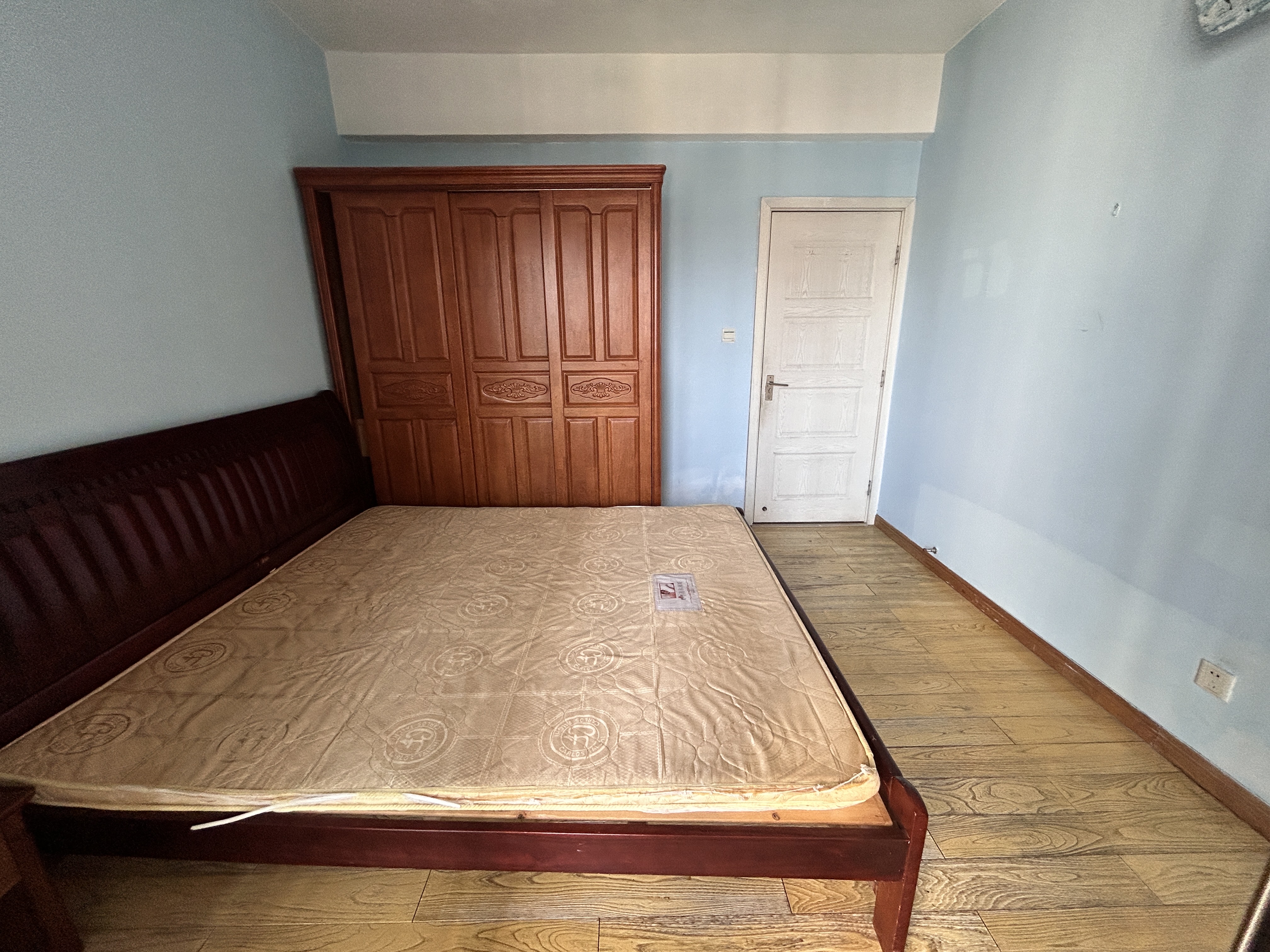 夏瑶花苑 1室1厅1卫 1600.0元/月 夏瑶花苑 1室1厅1卫 1600.0元/月室内图