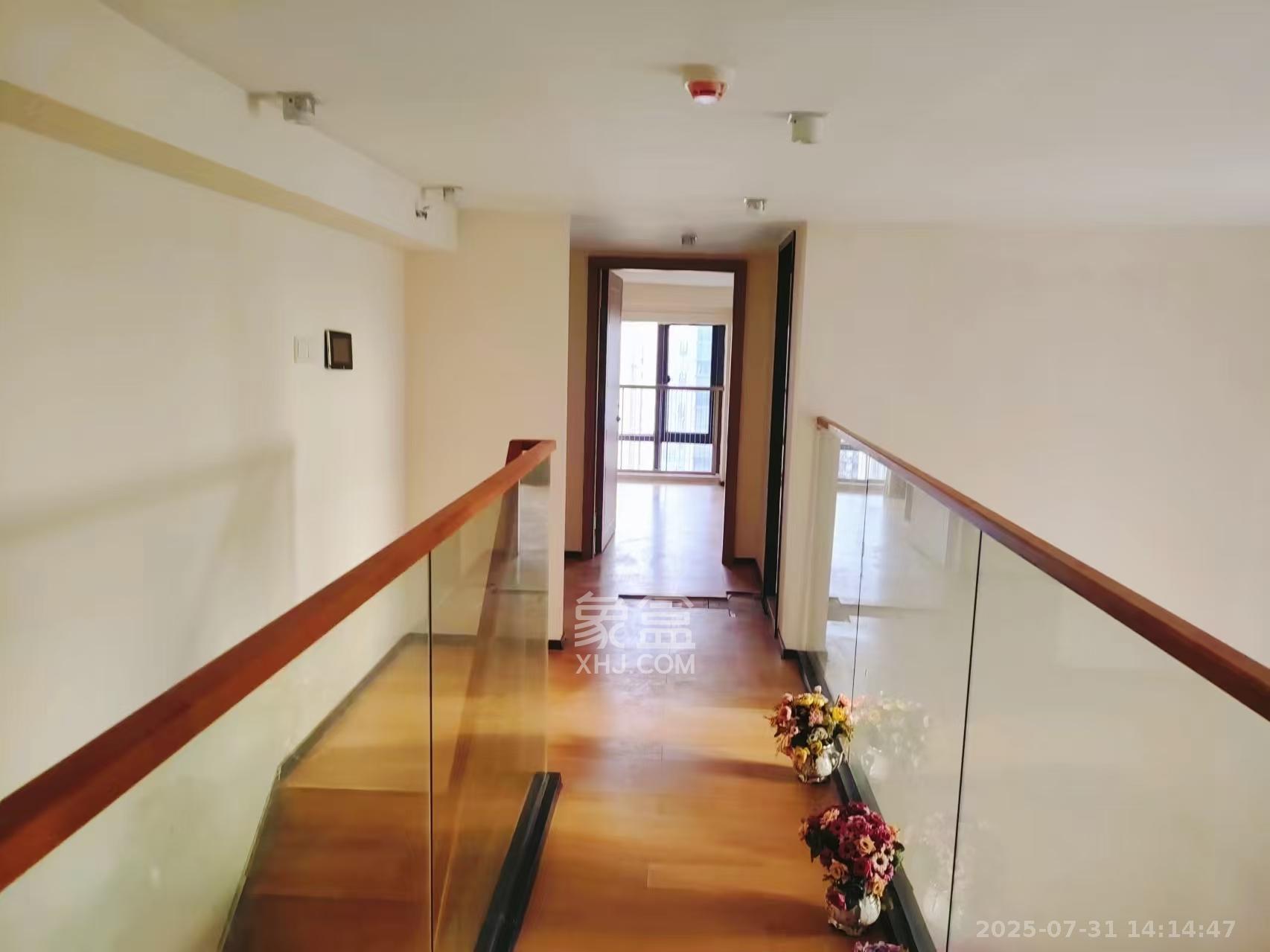 恒大翡翠华庭 2室2厅1卫 1500.0元/月 恒大翡翠华庭 2室2厅1卫 1500.0元/月室内图