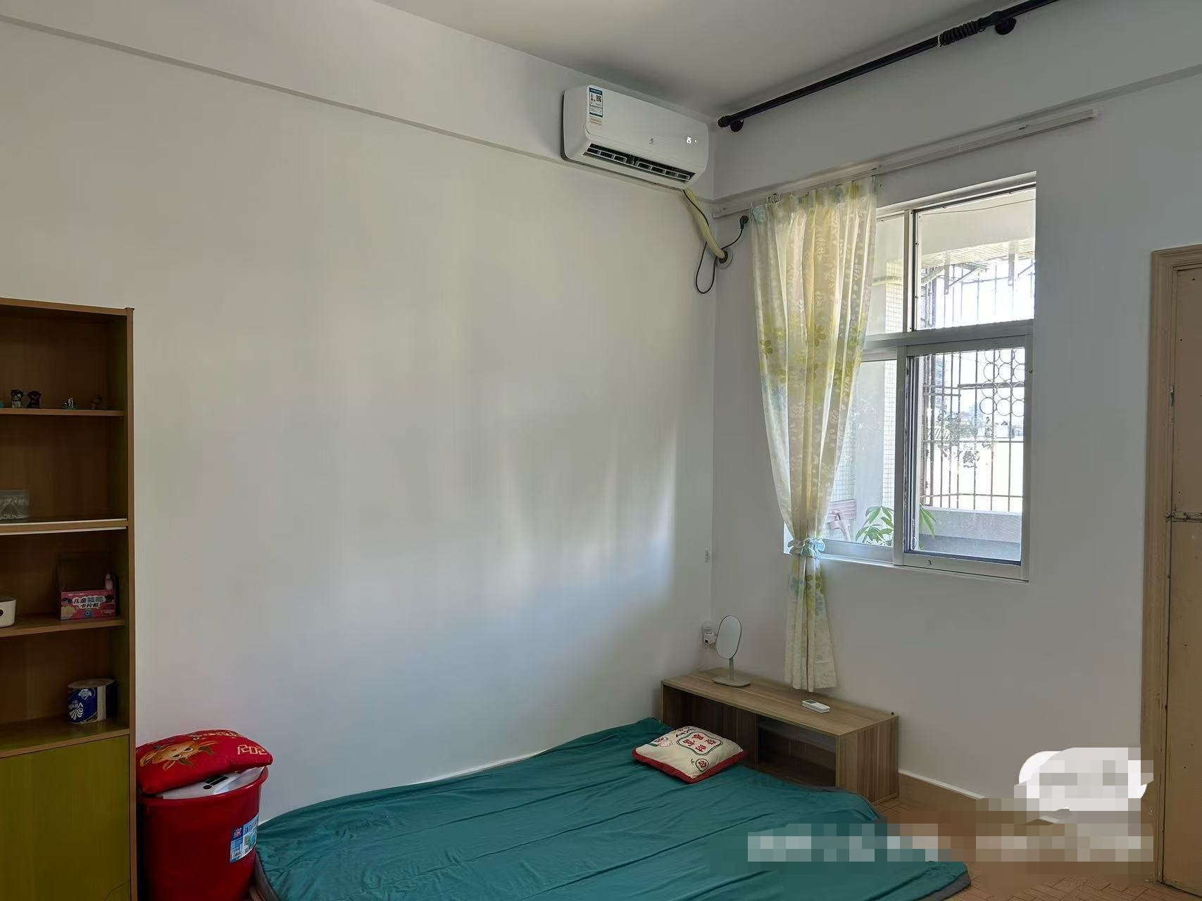 南航部队宿舍(南航小区) 3室2厅1卫 2300.0元/月 南航部队宿舍(南航小区) 3室2厅1卫 2300.0元/月室内图