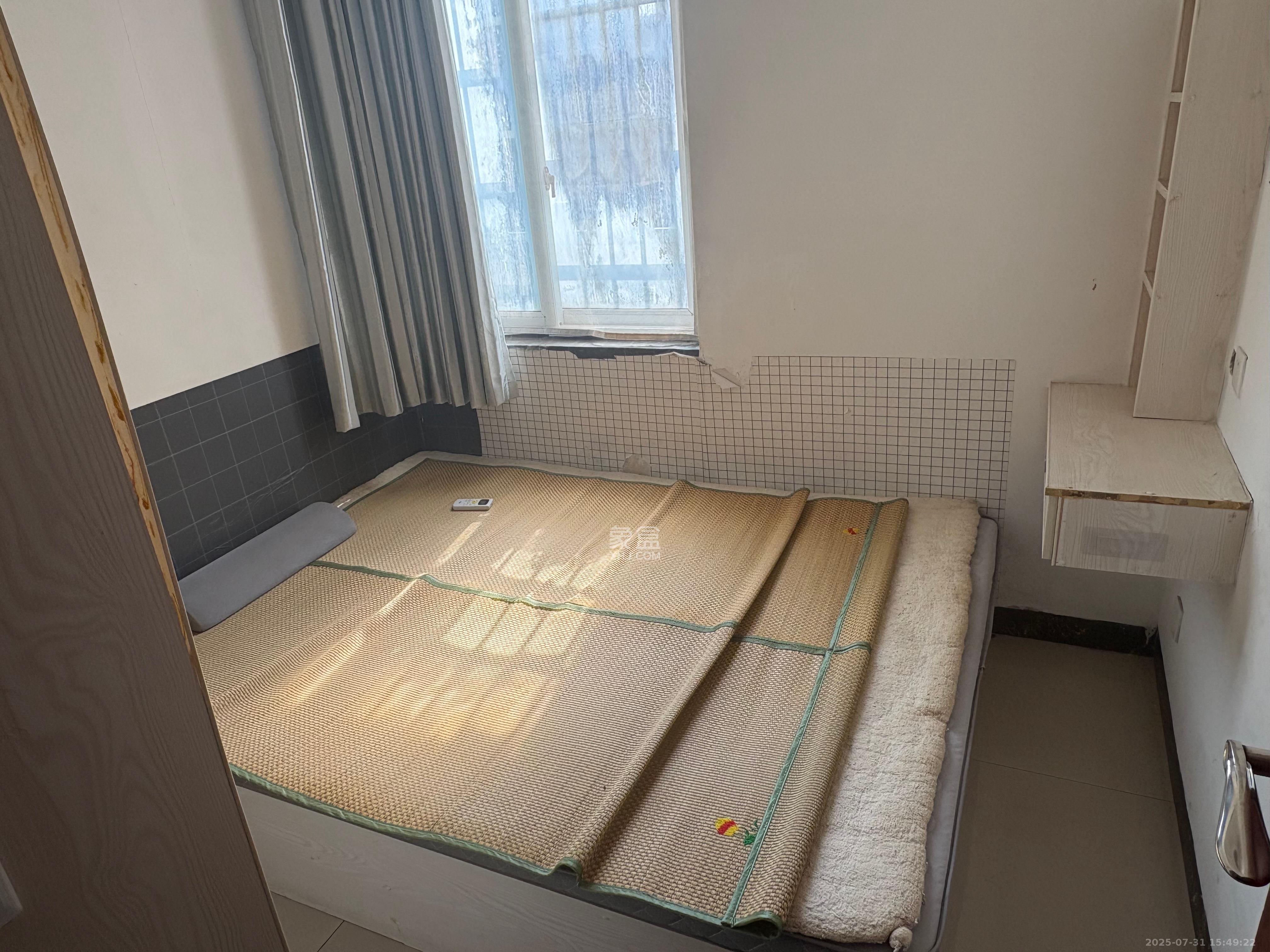 家兴苑  2室1厅1卫   1900.00元/月室内图