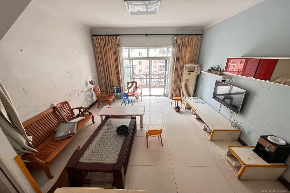 运通馨苑 4室2厅2卫 2000.0元/月 运通馨苑 4室2厅2卫 2000.0元/月室内图