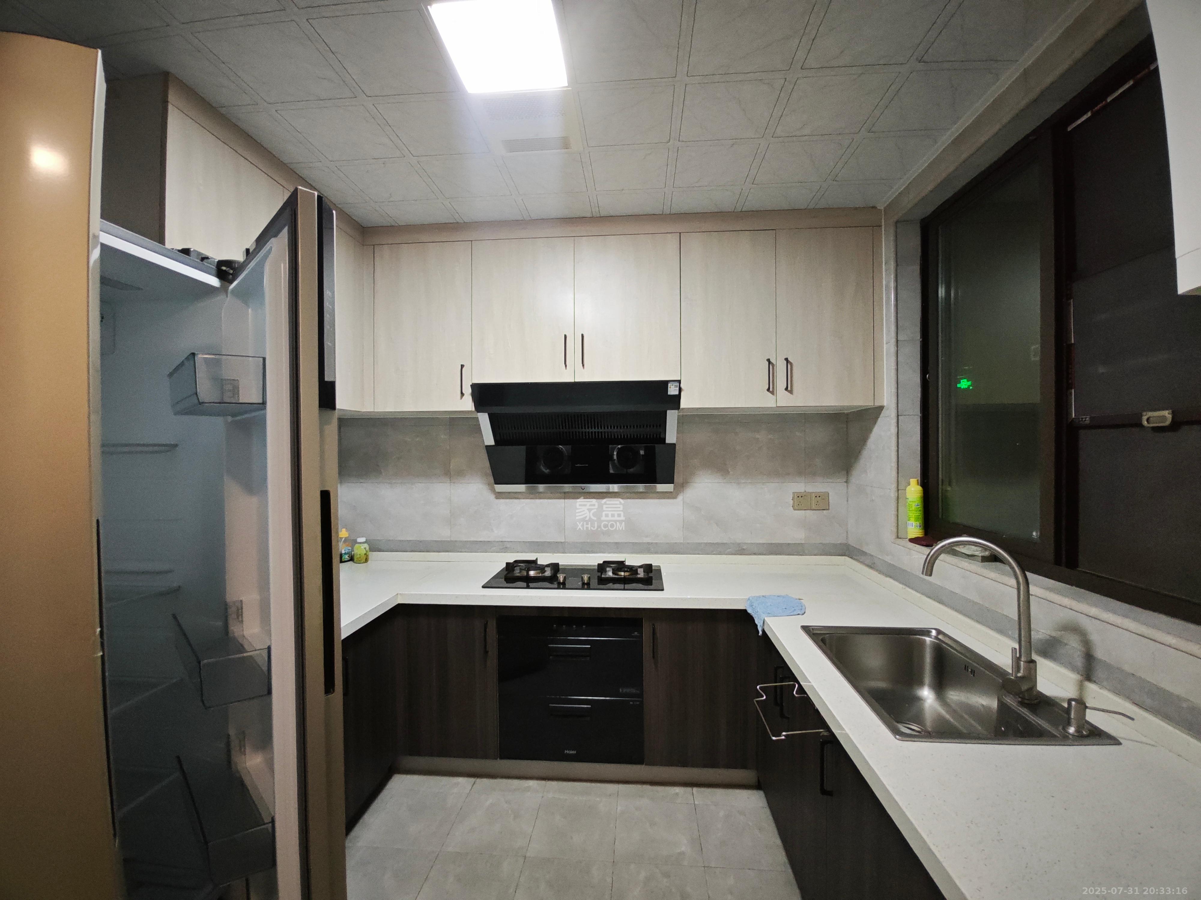 梅溪正荣府  4室2厅2卫    3000.0元/月 梅溪正荣府  4室2厅2卫    3000.0元/月室内图