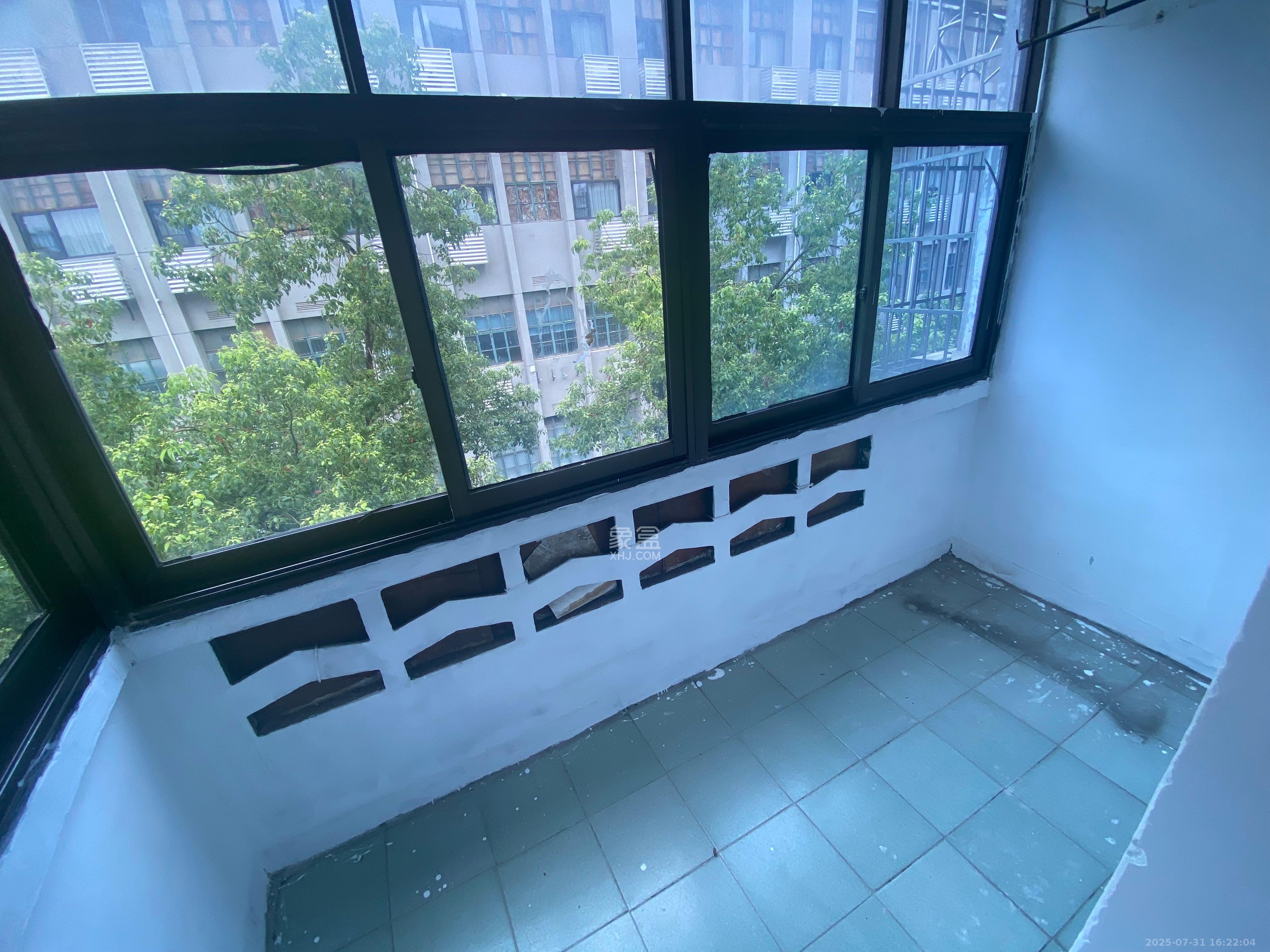 魏家冲(产权东塘001栋)  2室1厅1卫    1100.0元/月 魏家冲(产权东塘001栋)  2室1厅1卫    1100.0元/月室内图