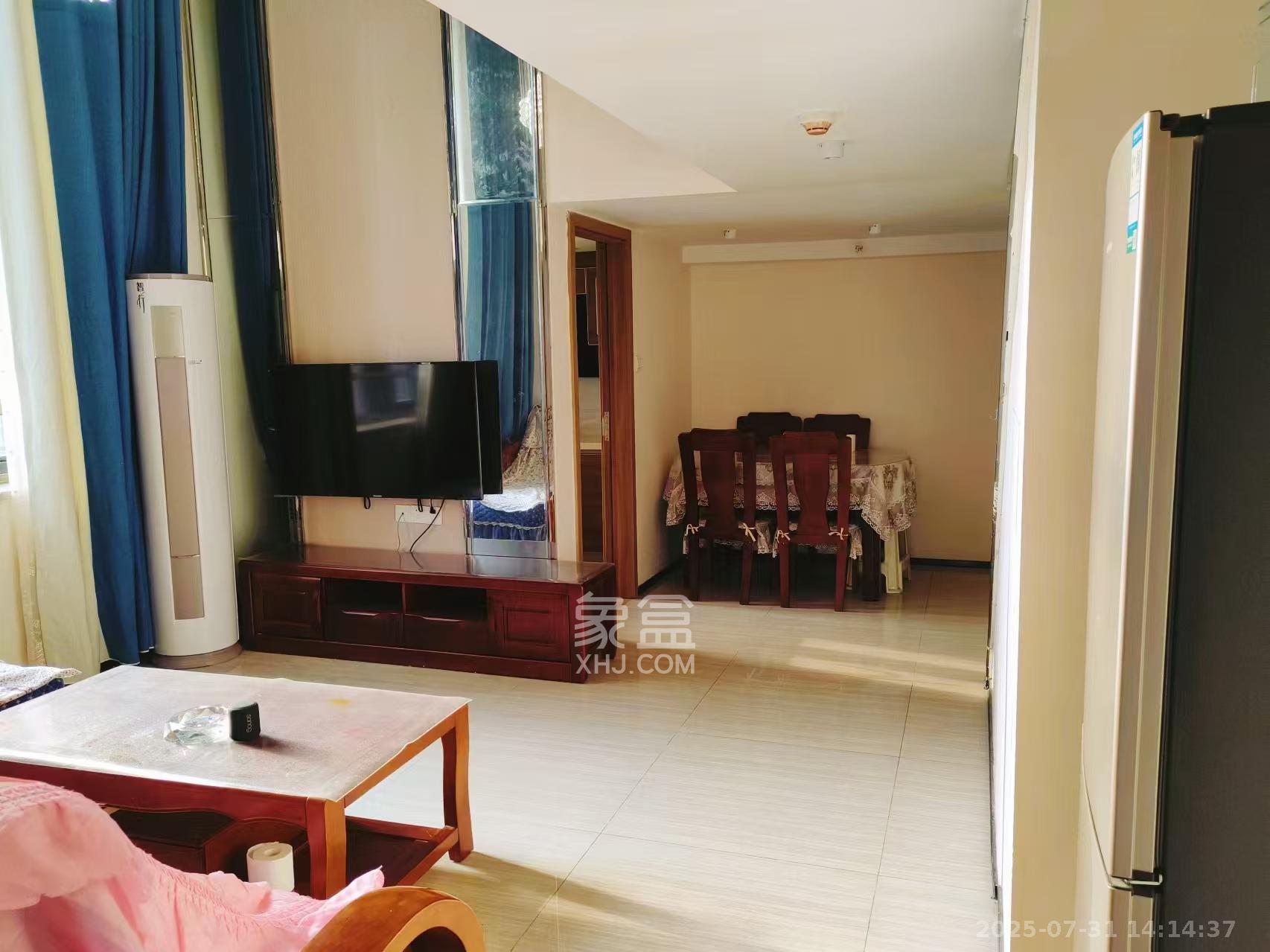 恒大翡翠华庭 2室2厅1卫 1500.0元/月 恒大翡翠华庭 2室2厅1卫 1500.0元/月室内图