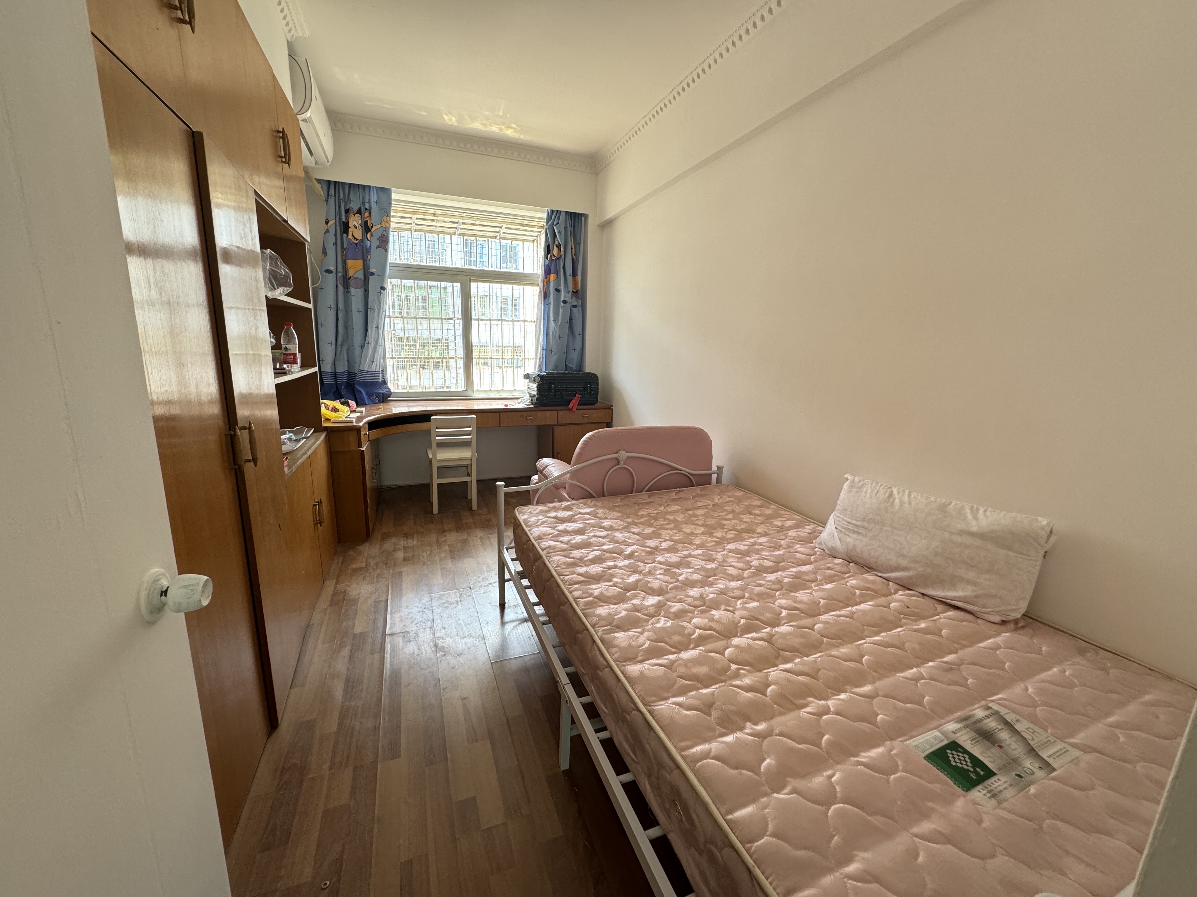美舍苑  3室2厅2卫   2300.00元/月室内图
