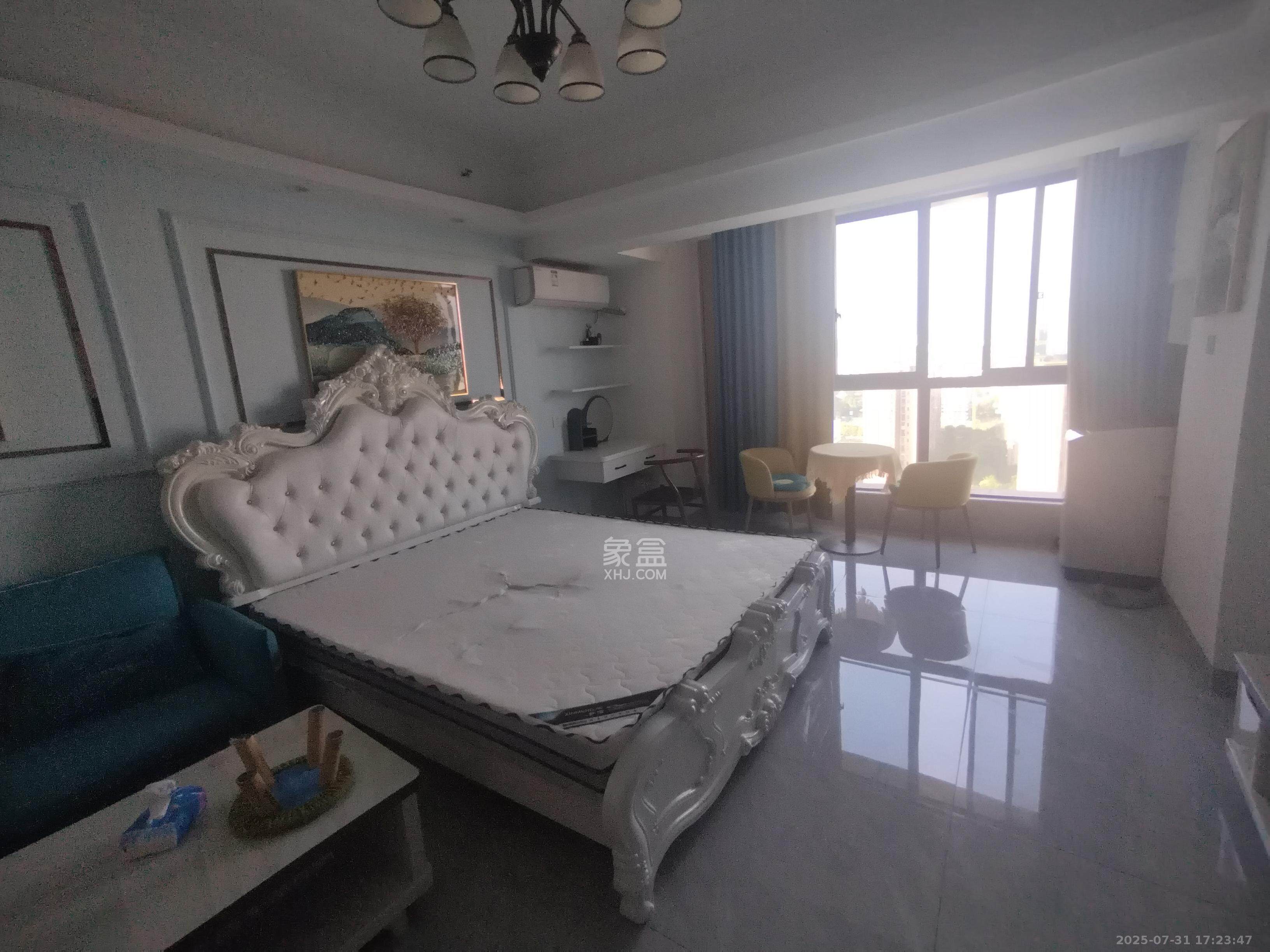 C-park天悦城(紫檀溪苑二期)  1室1厅1卫    1800.0元/月 C-park天悦城(紫檀溪苑二期)  1室1厅1卫    1800.0元/月